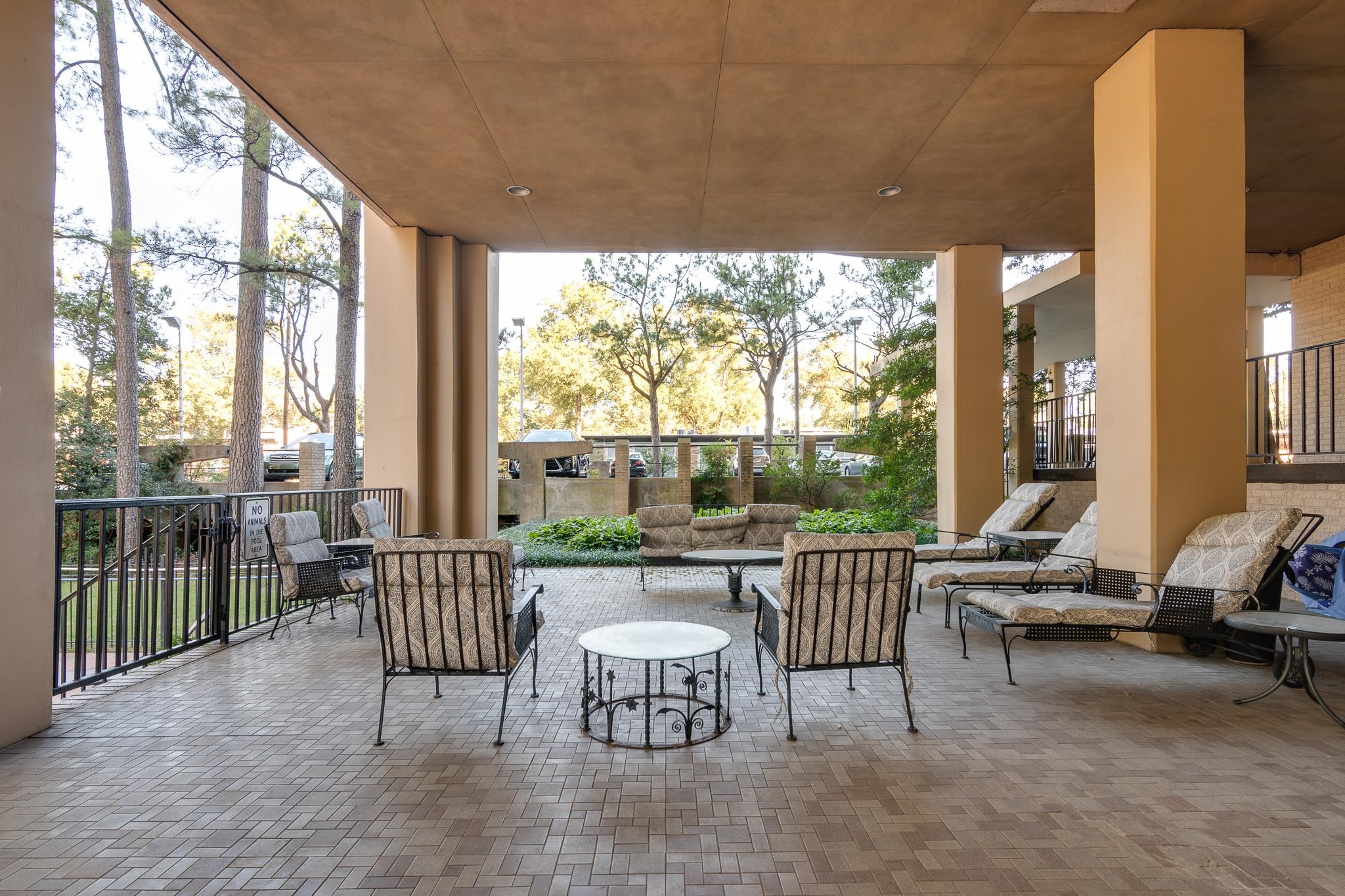 475 N HIGHLAND ST Unit: 9JK