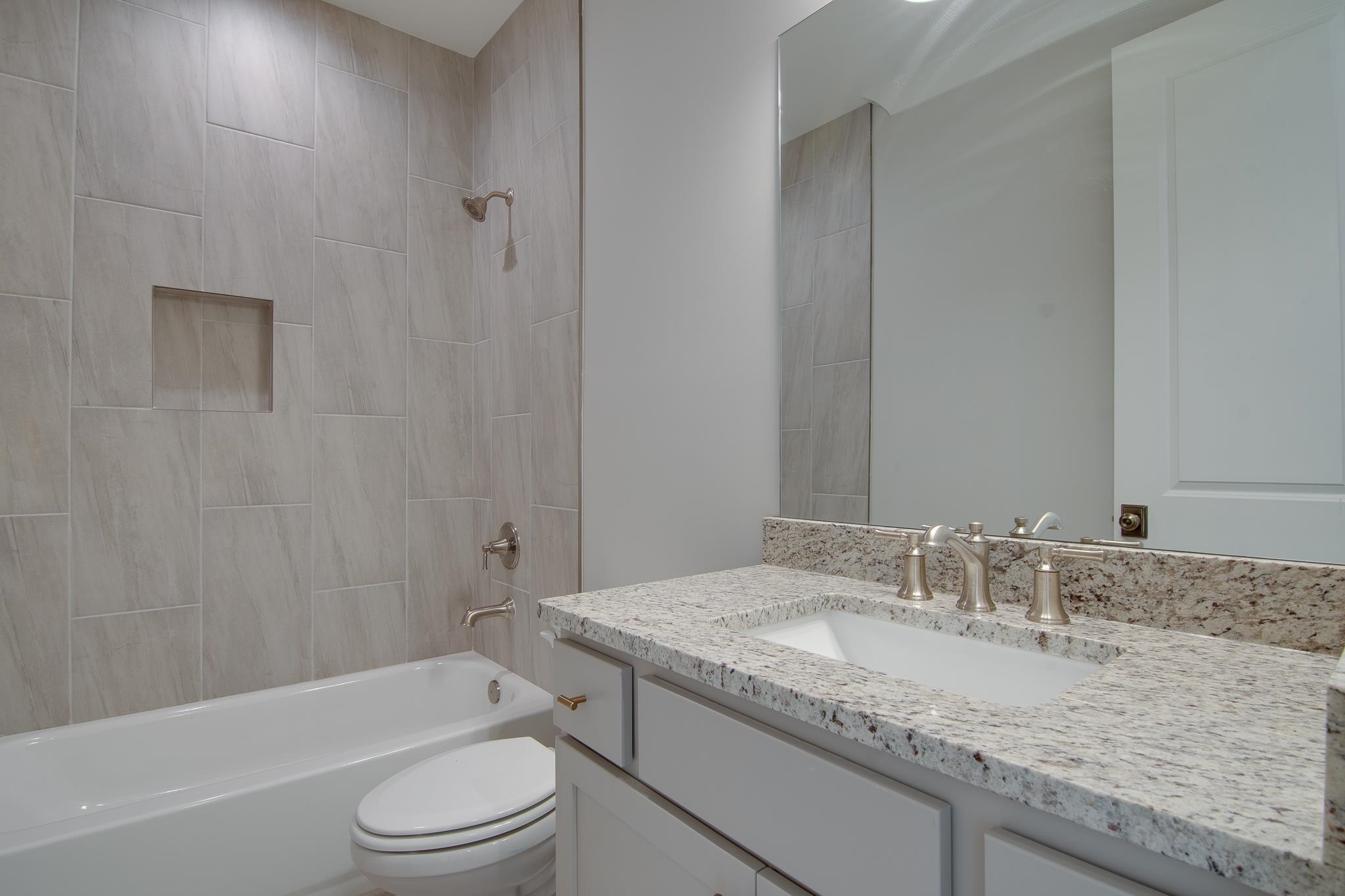 5361 SHADY BREEZE CV