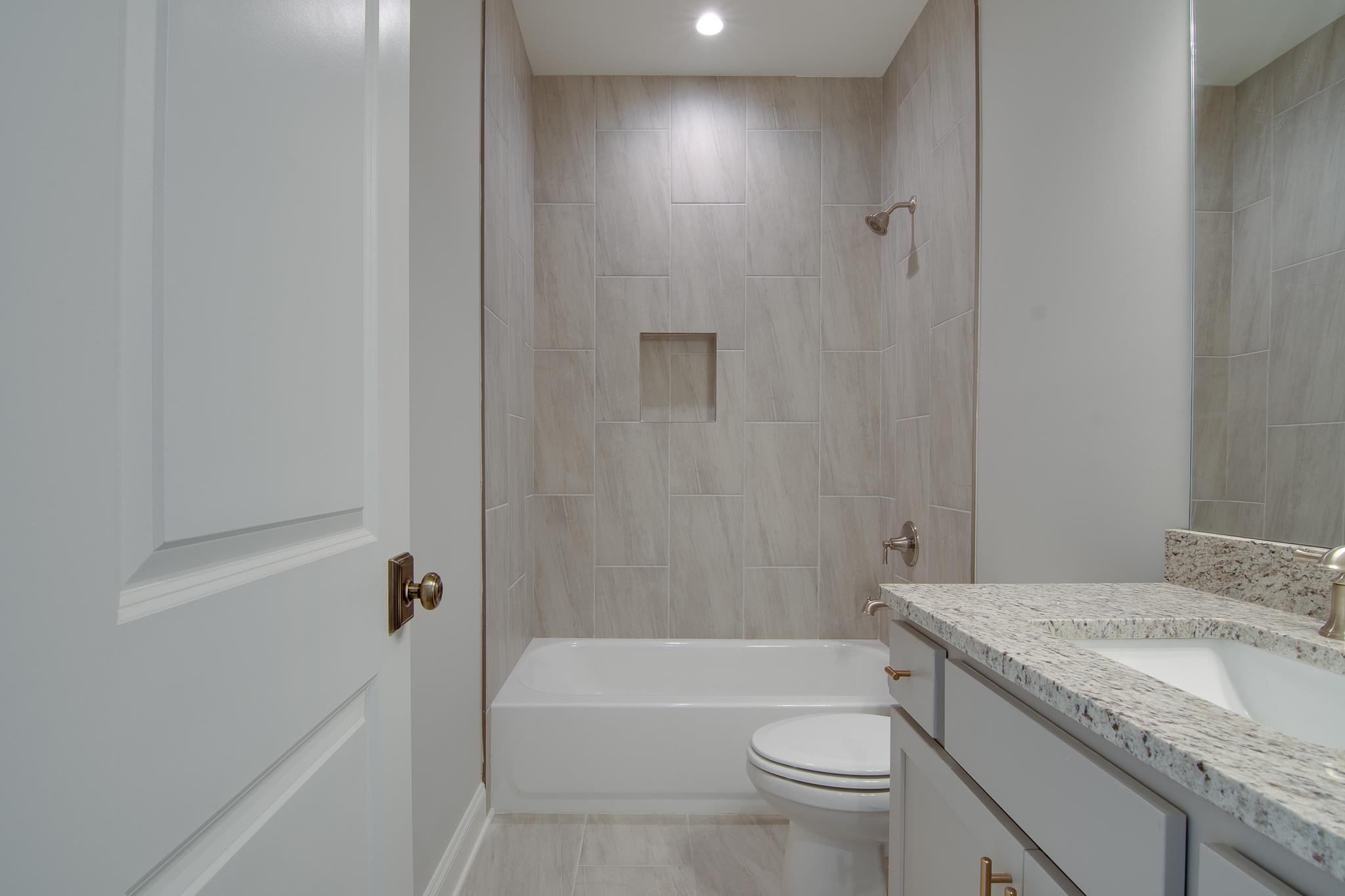 5361 SHADY BREEZE CV