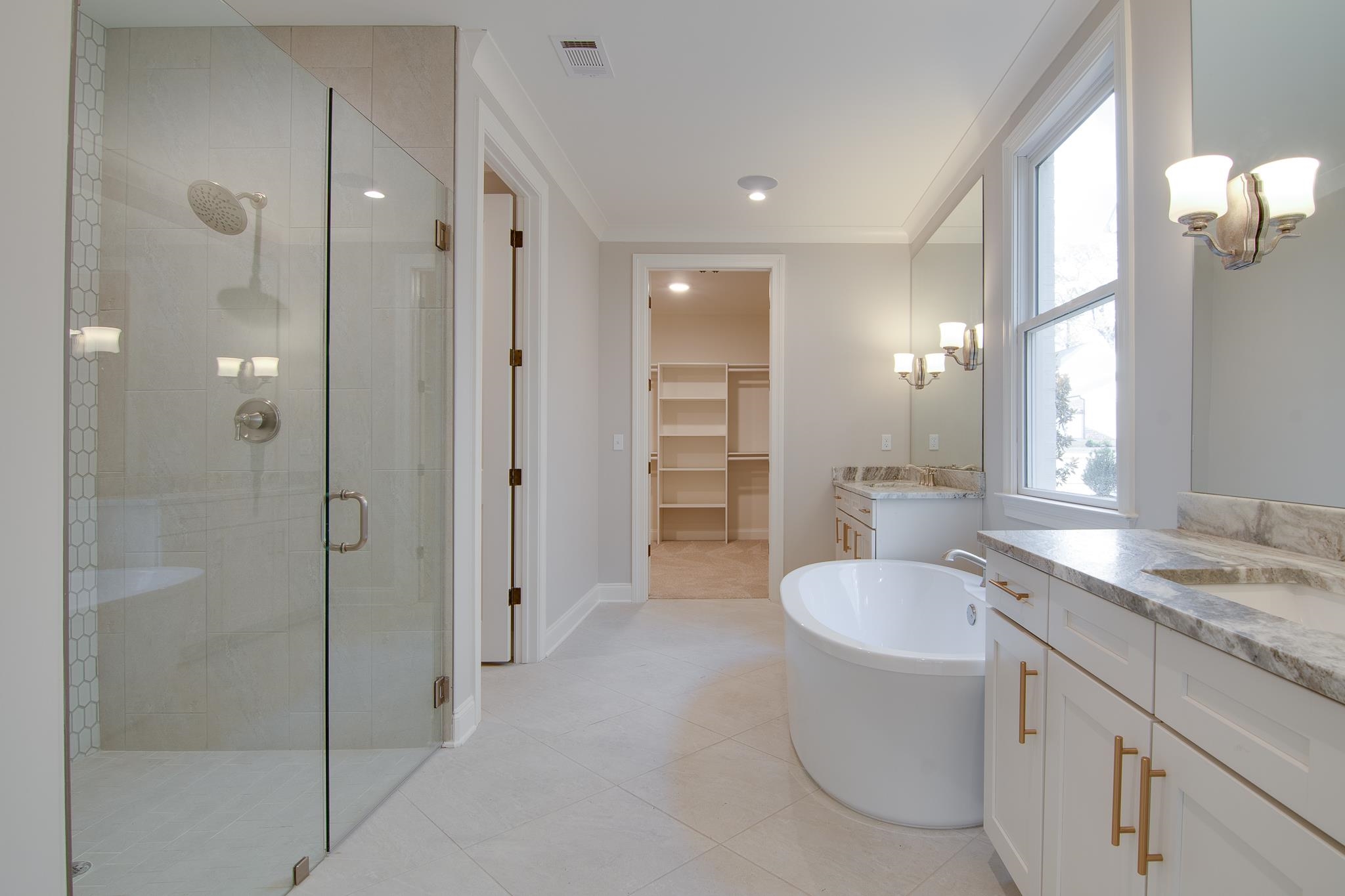 5361 SHADY BREEZE CV