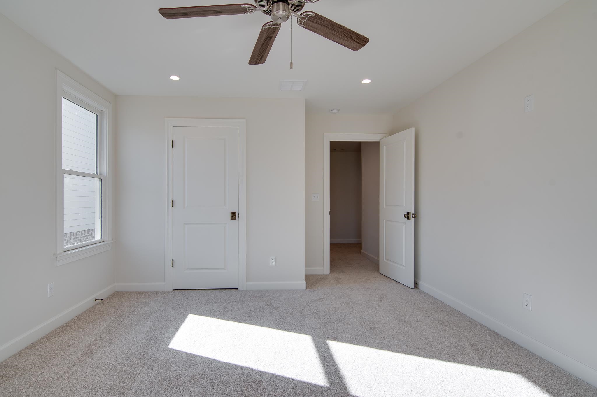 5361 SHADY BREEZE CV