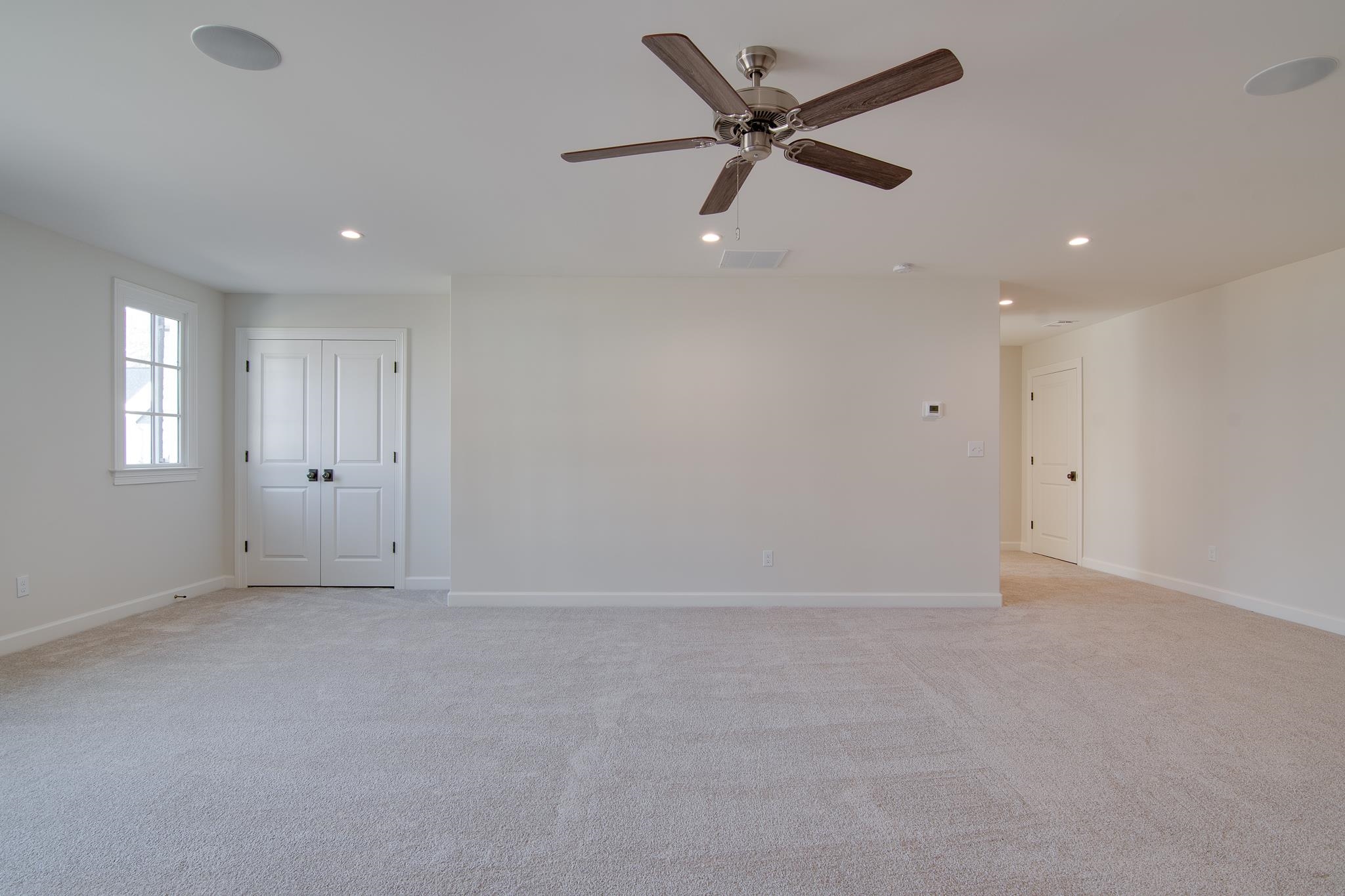 5361 SHADY BREEZE CV