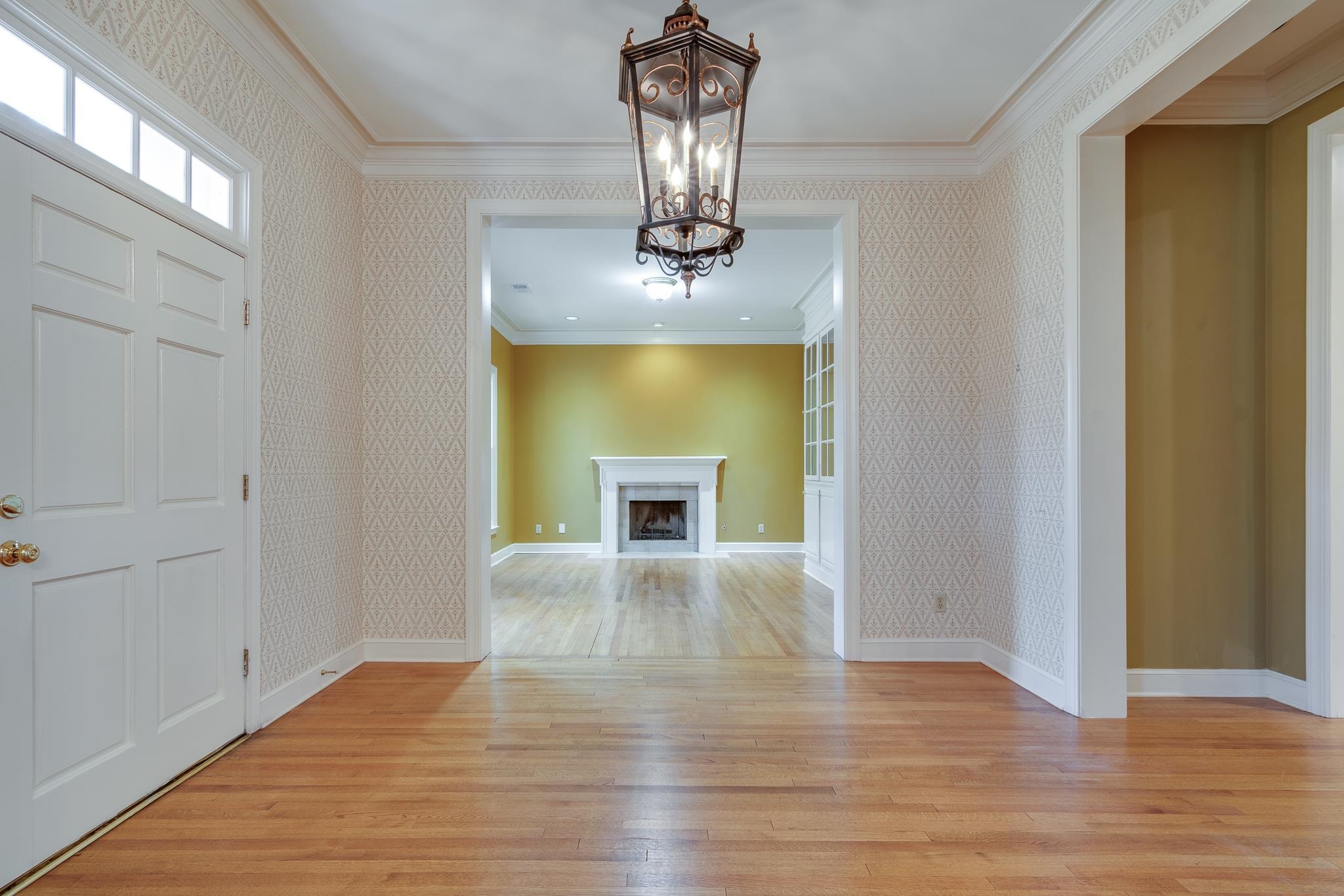 1725 CHAPEL CREEK PKY