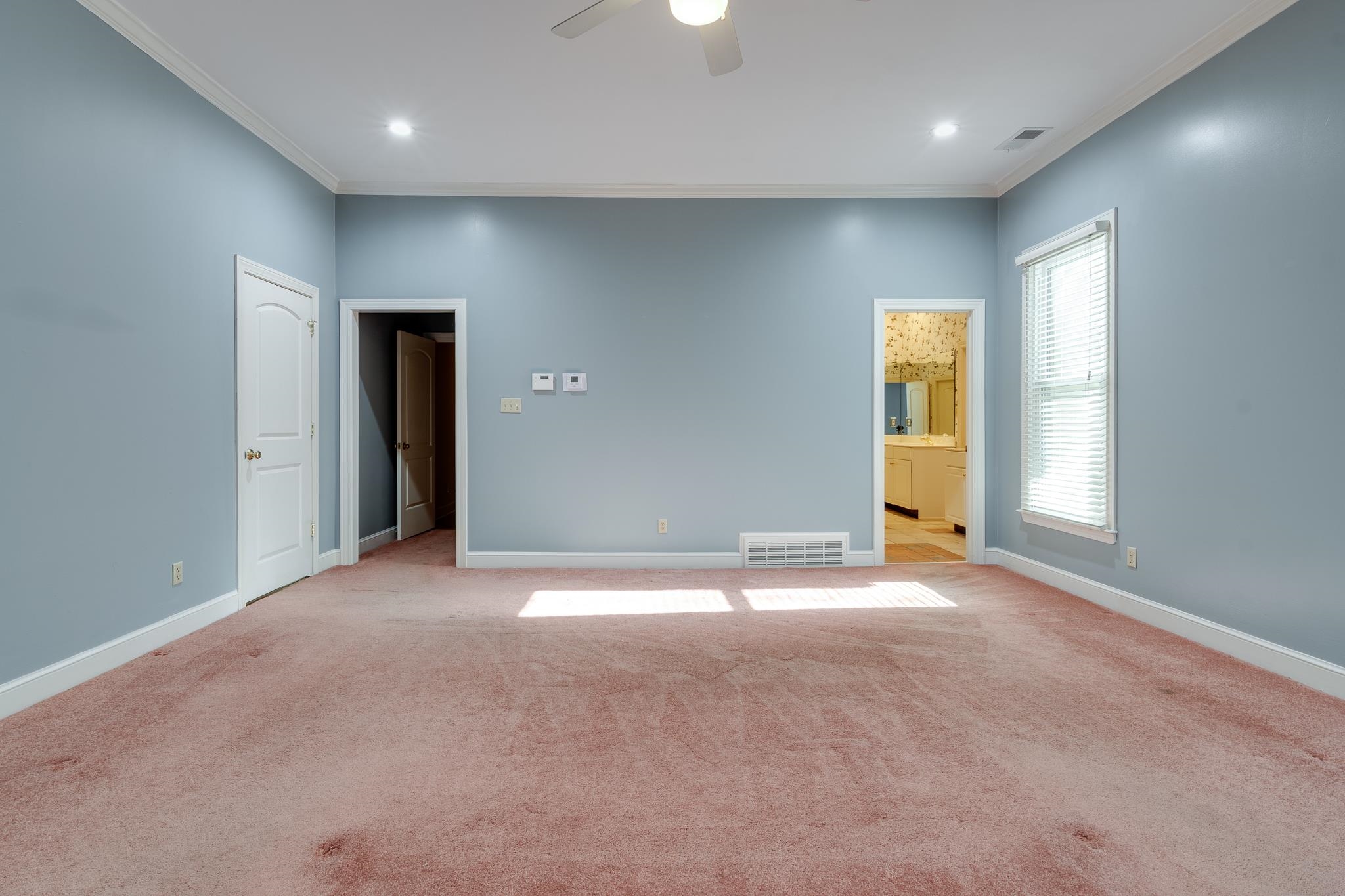 1725 CHAPEL CREEK PKY