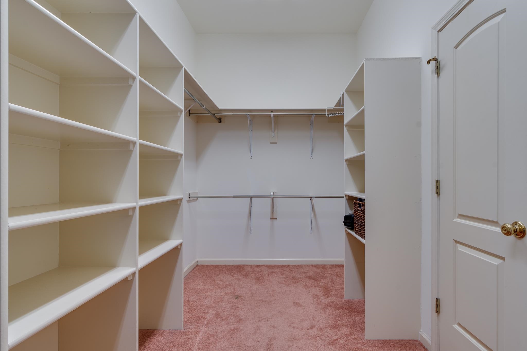 1725 CHAPEL CREEK PKY