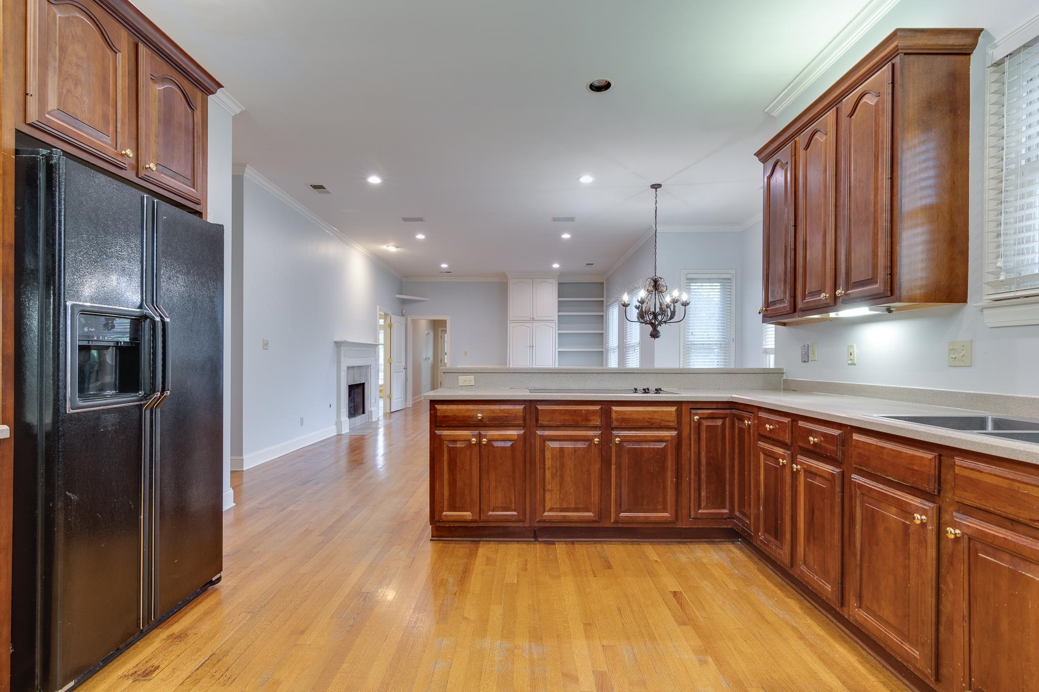 1725 CHAPEL CREEK PKY