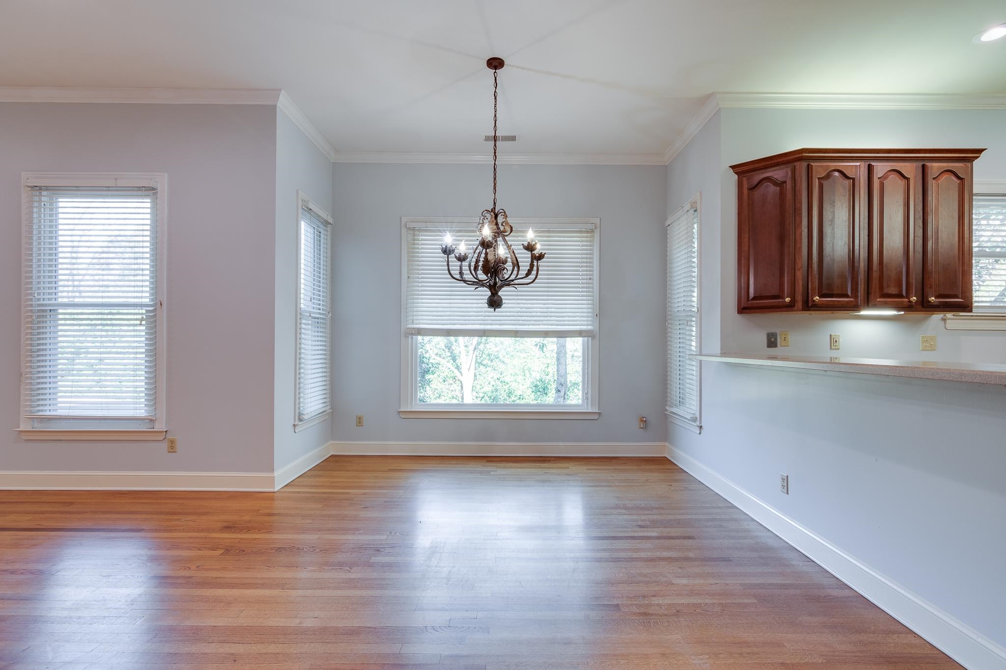 1725 CHAPEL CREEK PKY