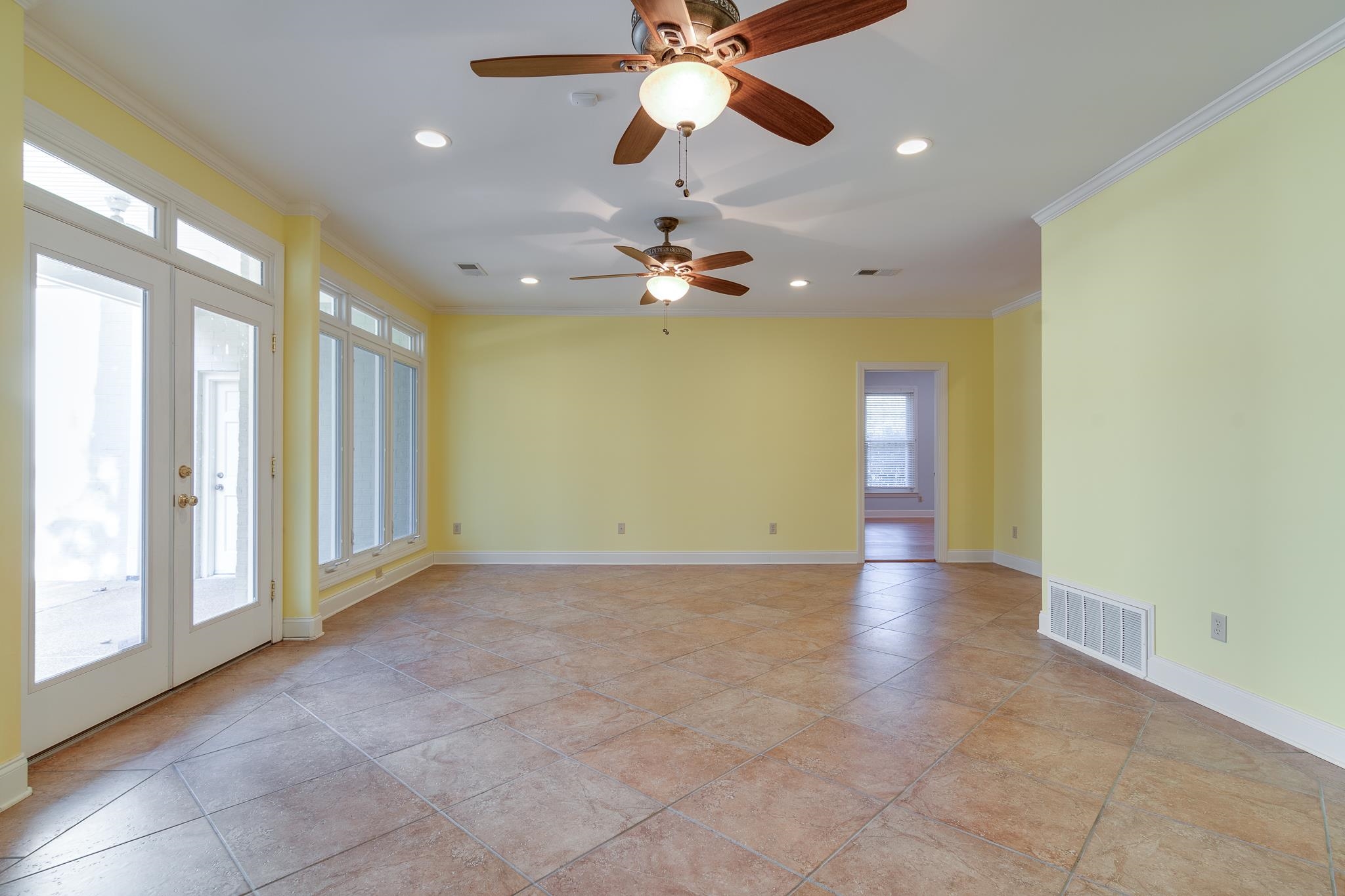 1725 CHAPEL CREEK PKY