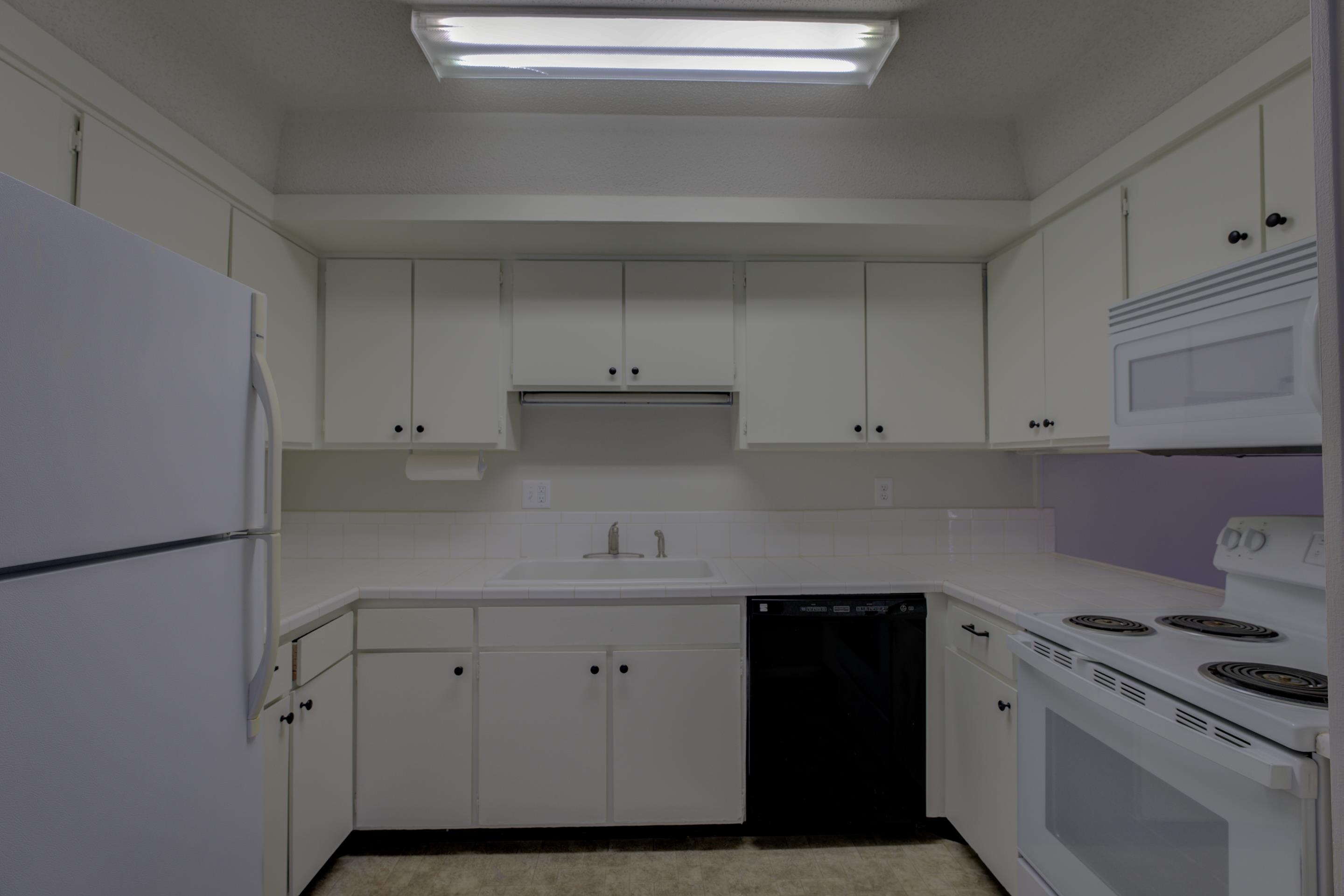 1860 W POPLAR WOODS CIR Unit: 4