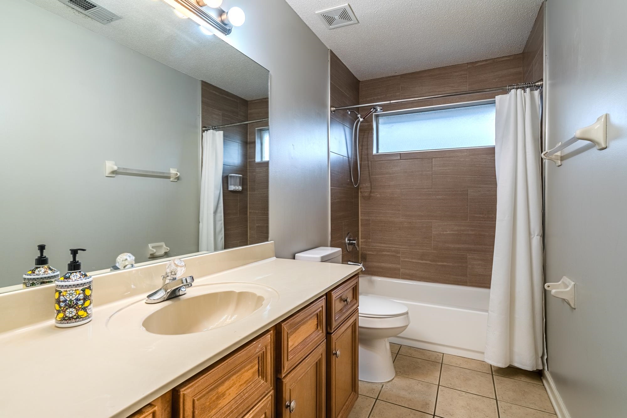 5026 FRENCH BROAD LN