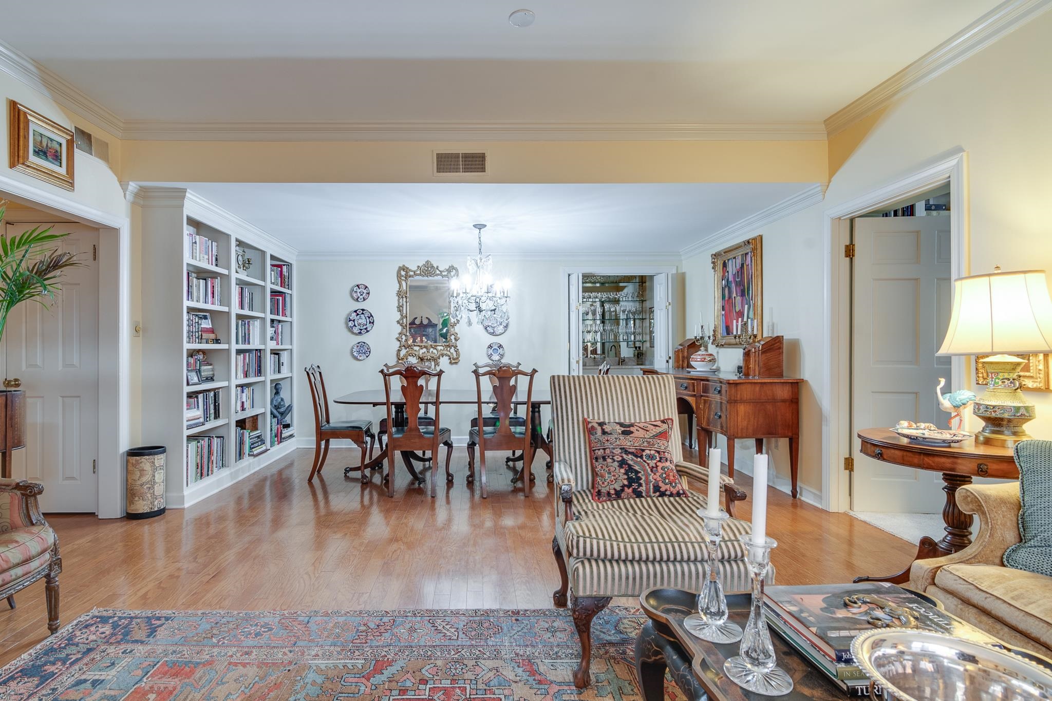 585 S GREER ST Unit: 403