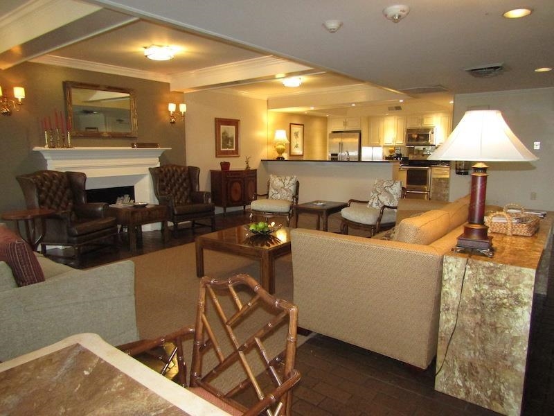 585 S GREER ST Unit: 403