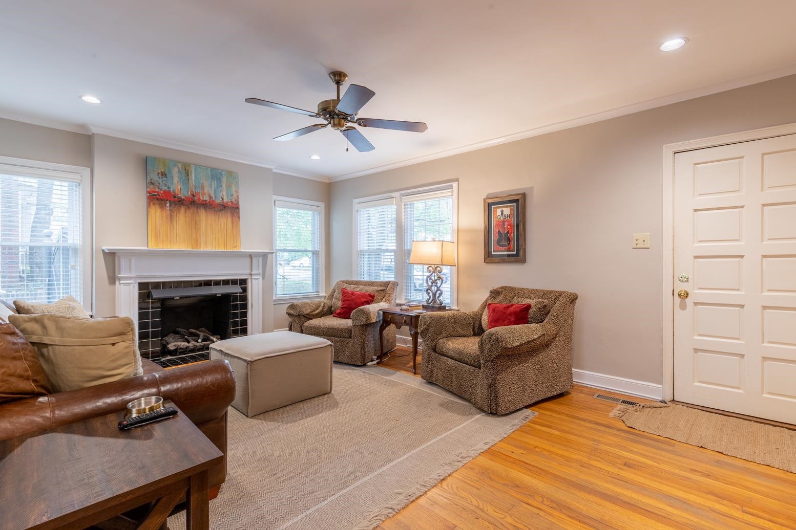 3696 HIGHLAND PARK PL