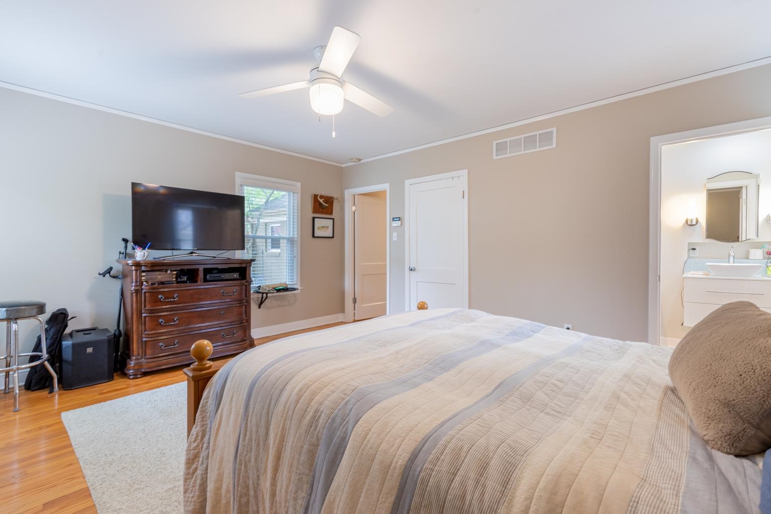 3696 HIGHLAND PARK PL