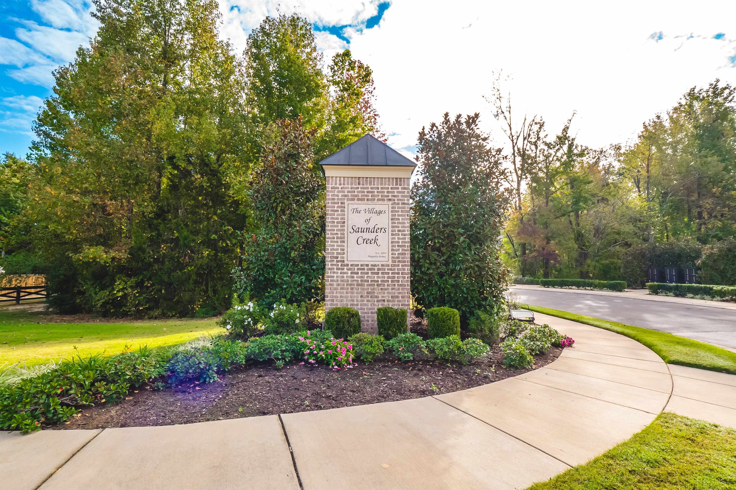 45 MAGNOLIA RIDGE DR