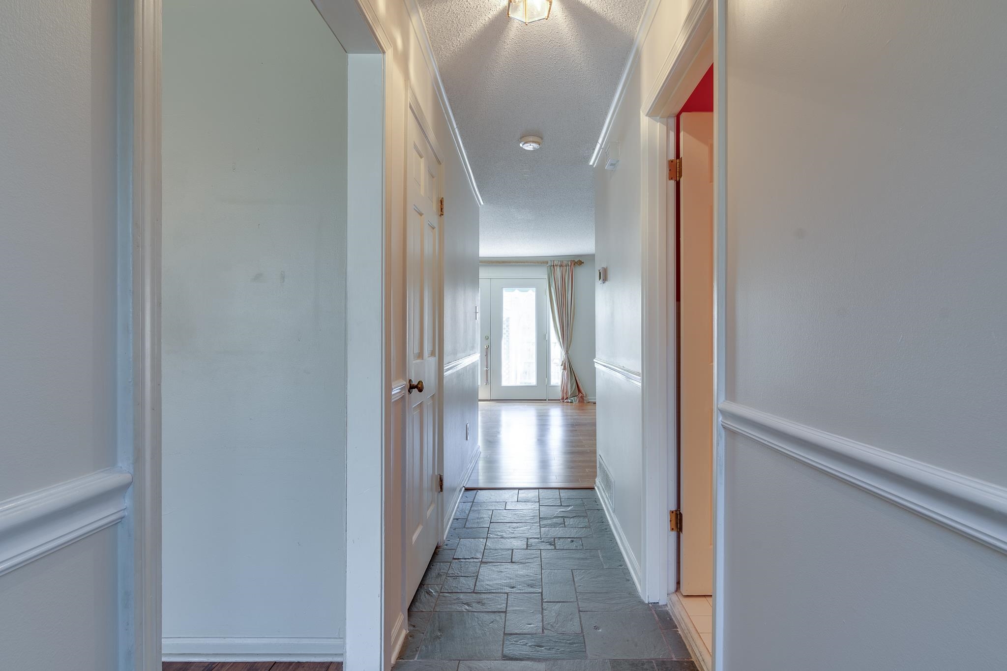 2040 RESTINGTON LN Unit: 2040