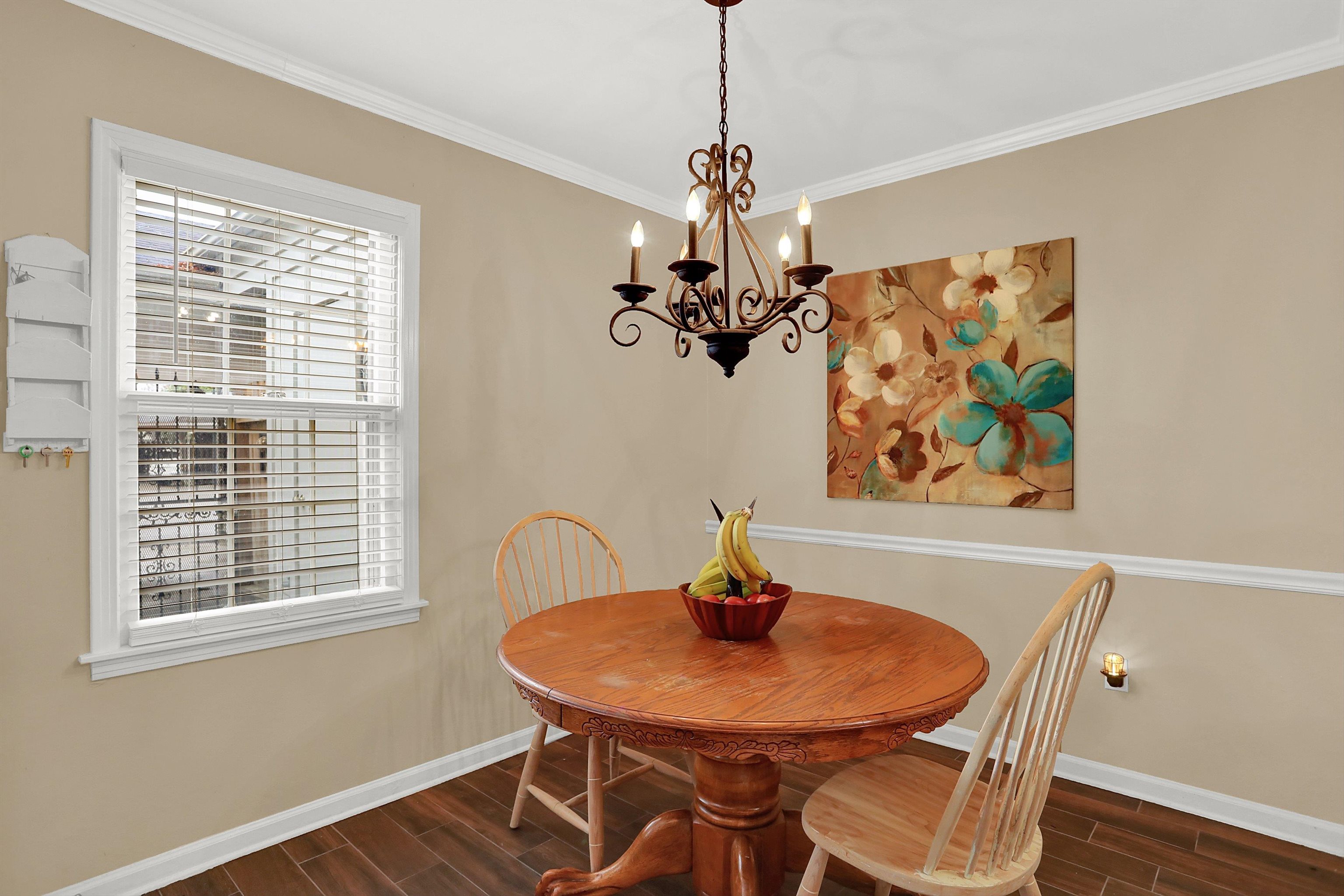 6971 FORDS STATION DR