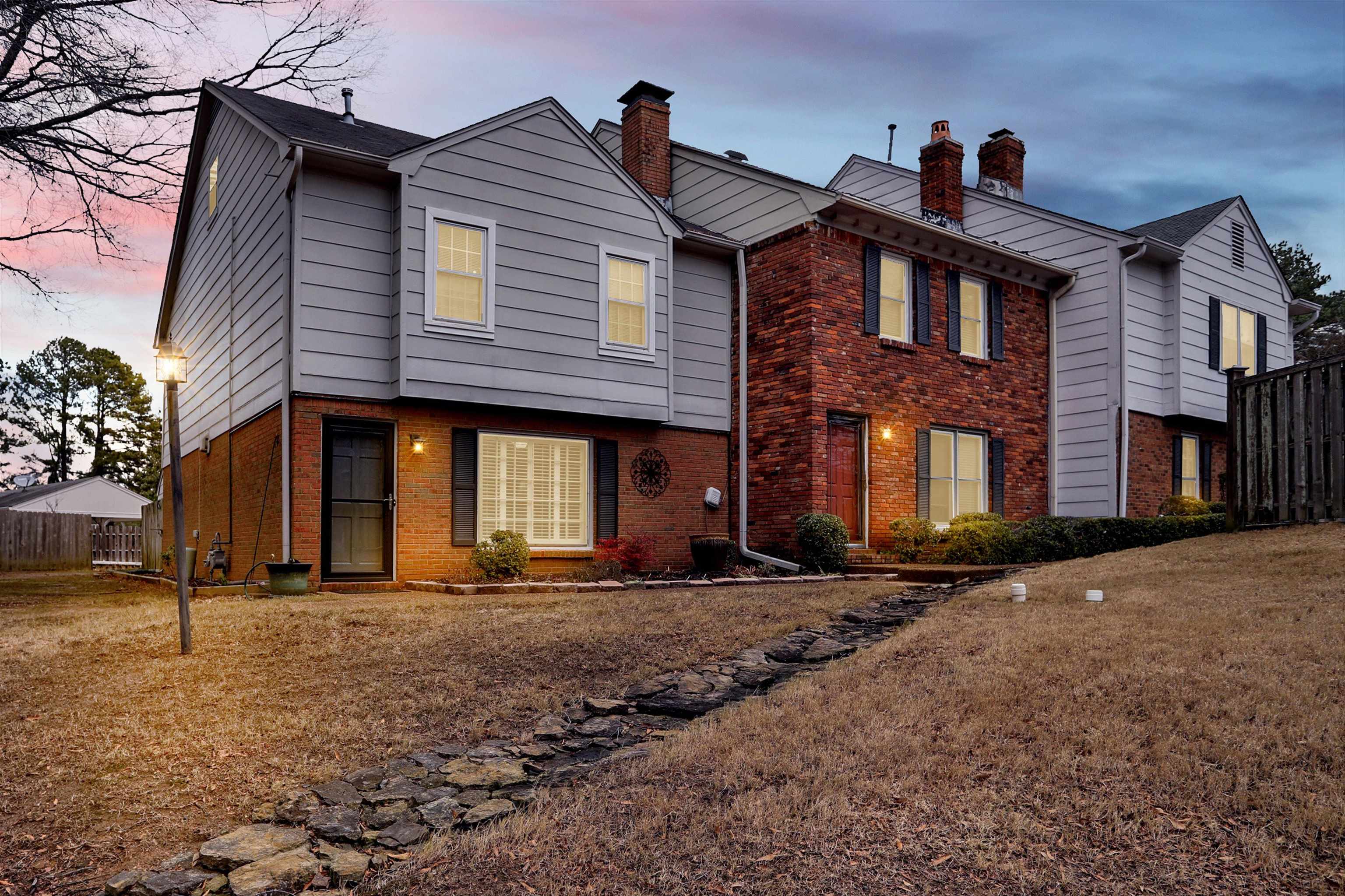 6971 FORDS STATION DR