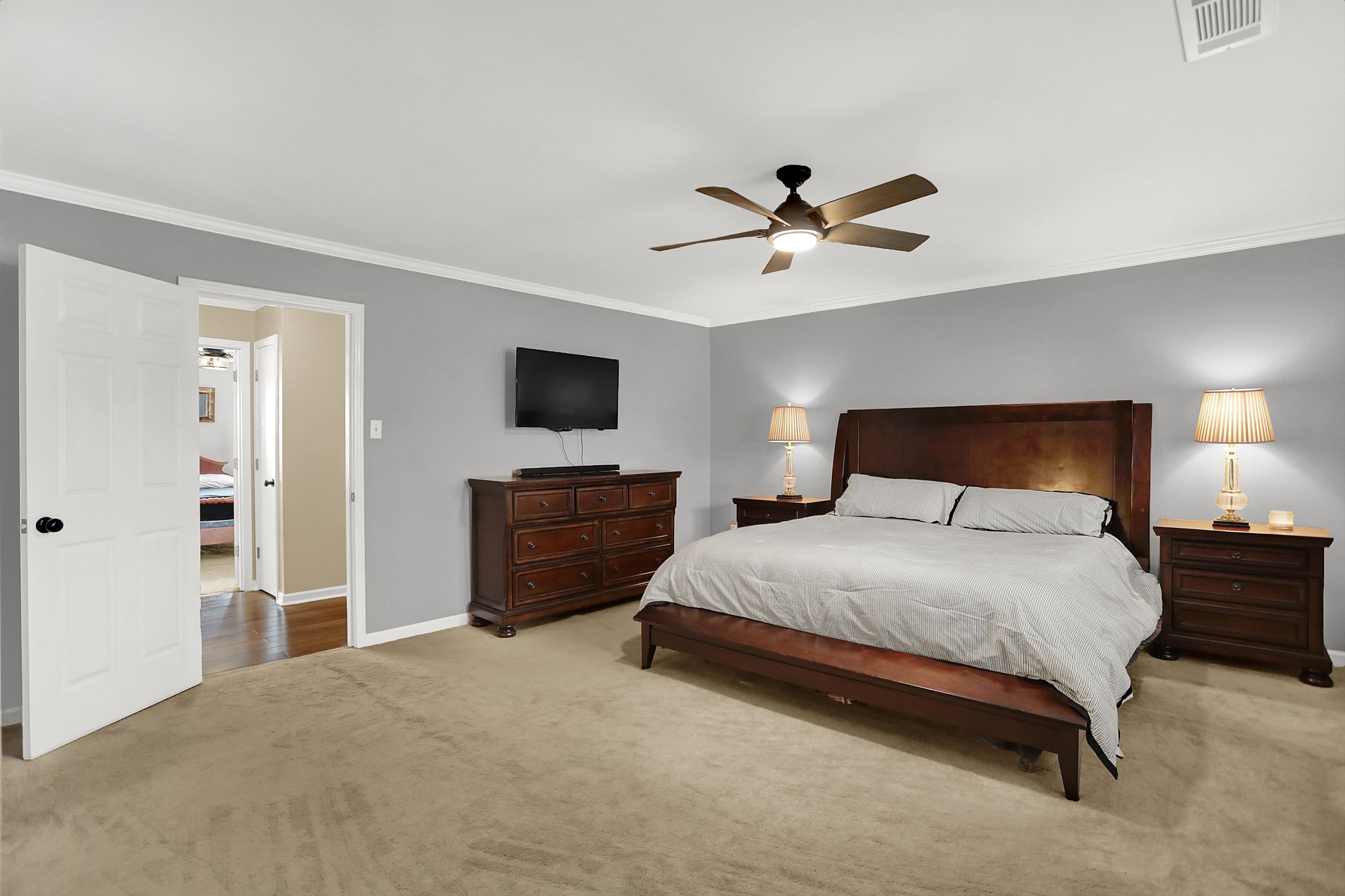 6971 FORDS STATION DR