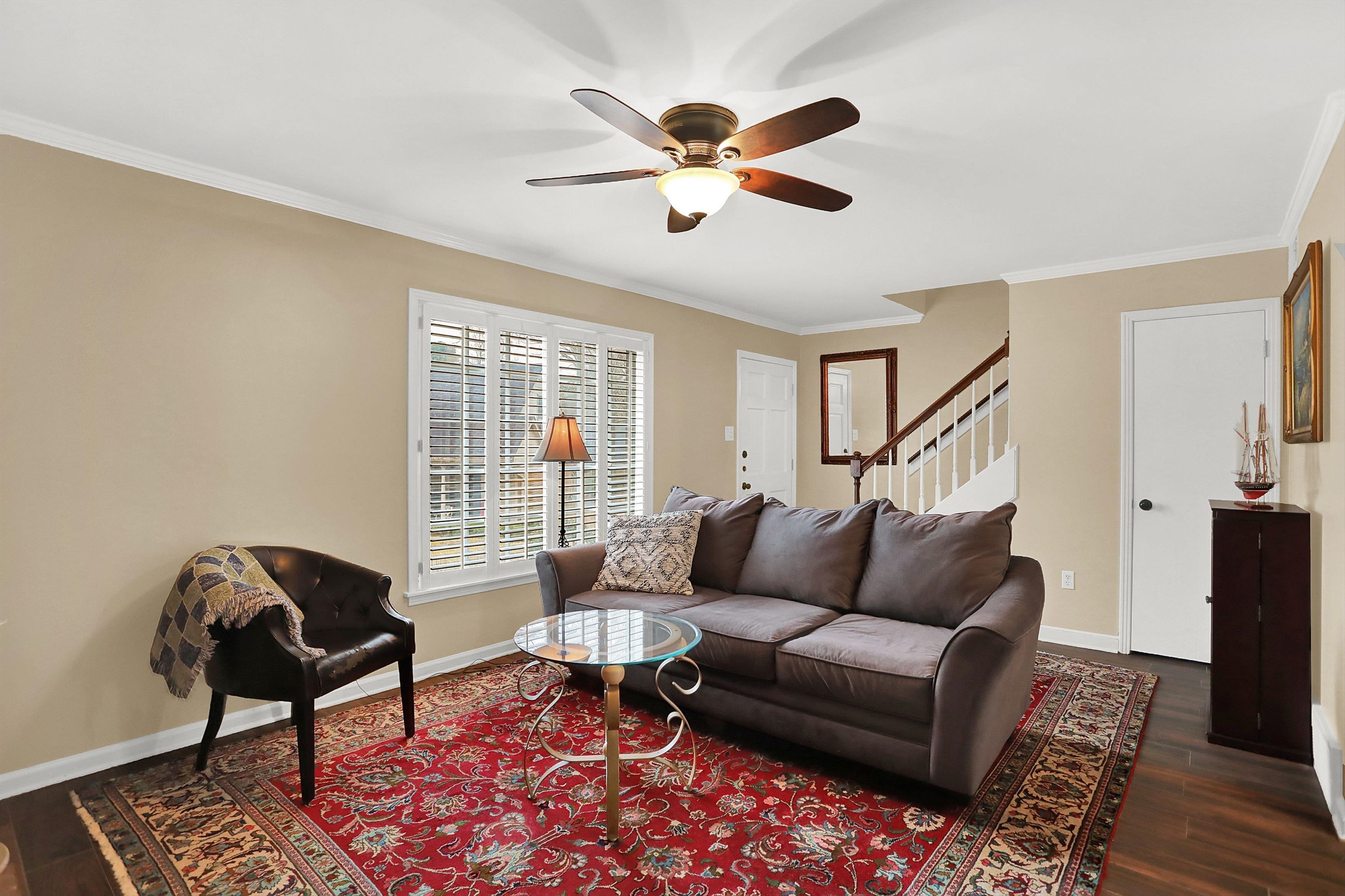 6971 FORDS STATION DR