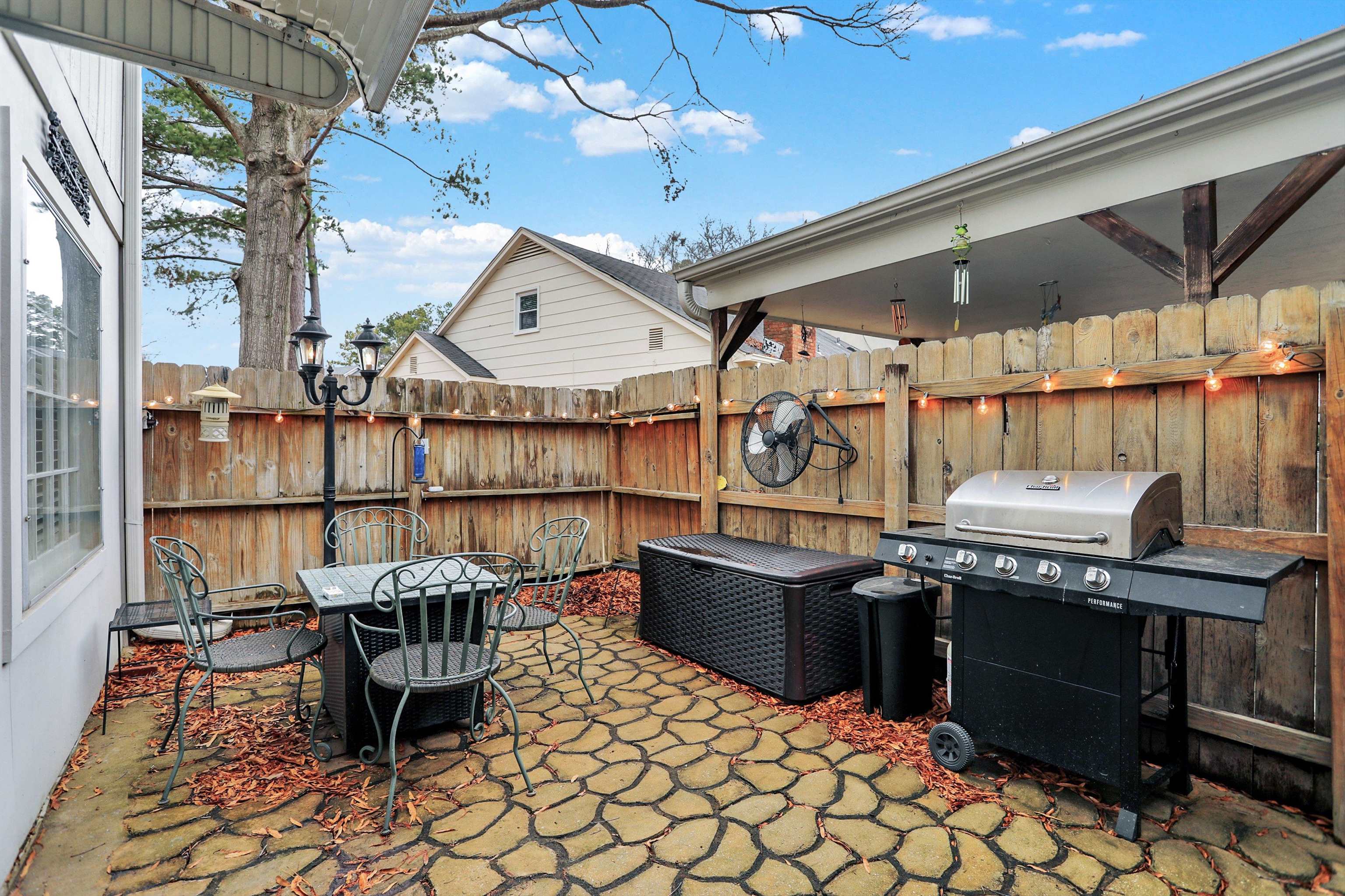 6971 FORDS STATION DR