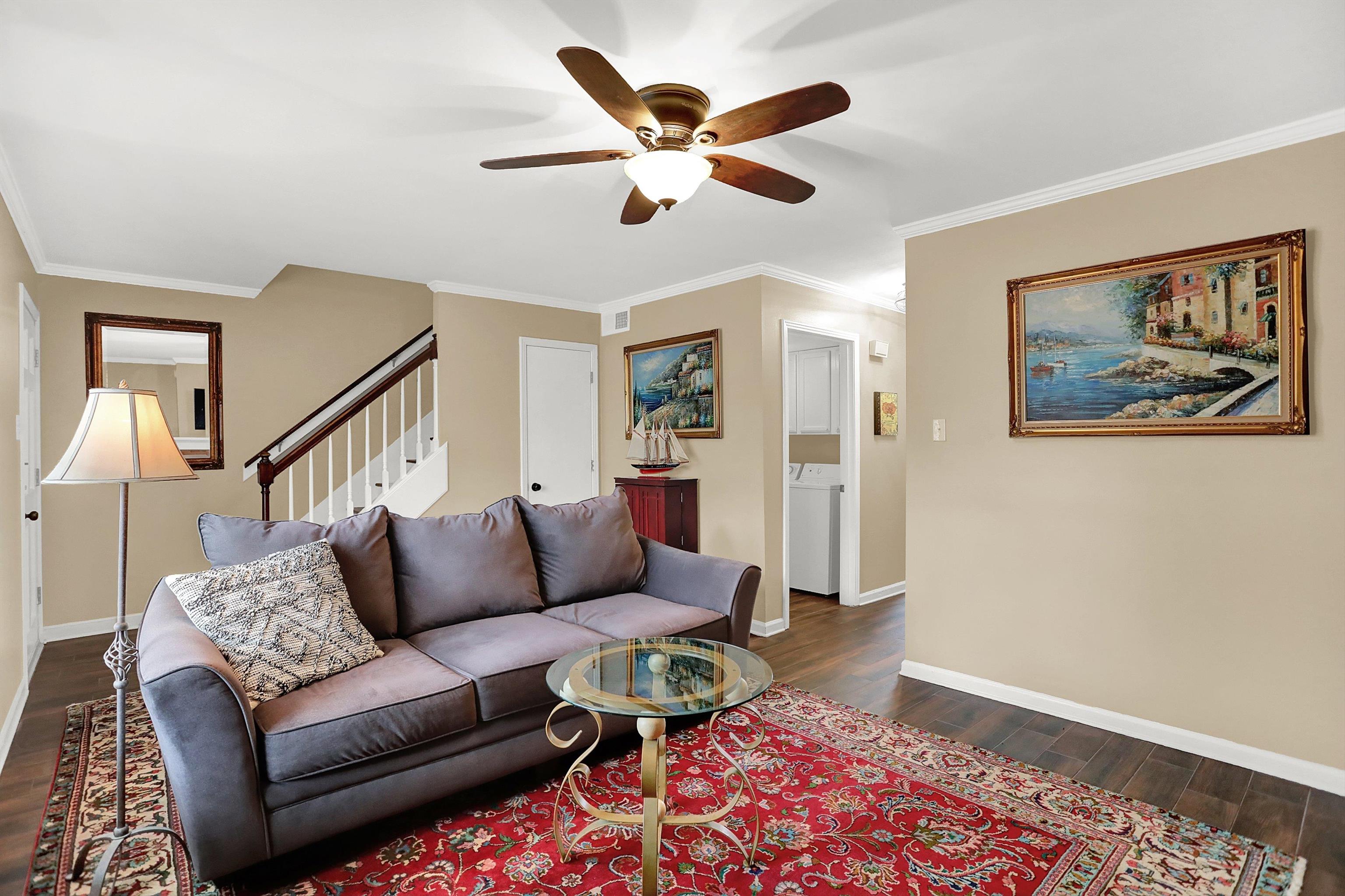 6971 FORDS STATION DR