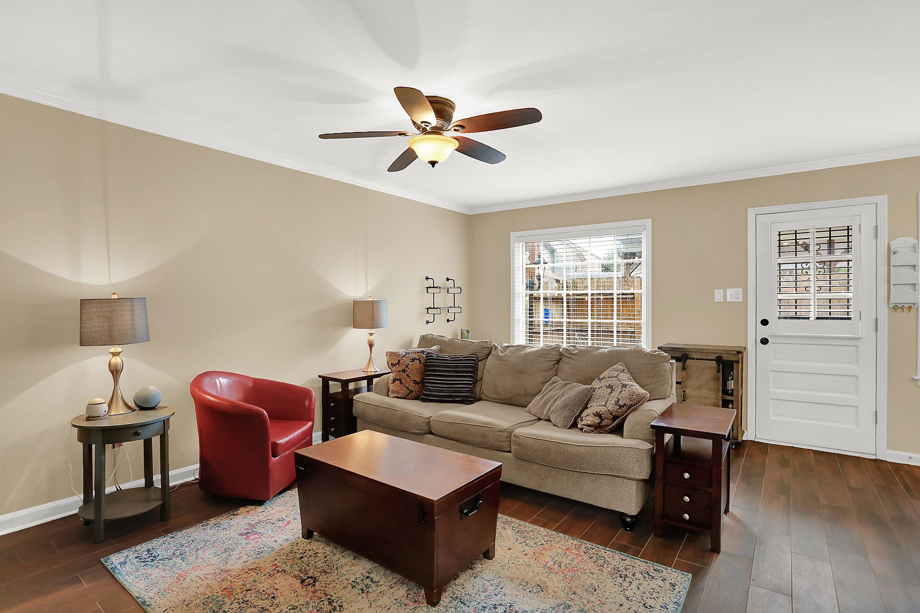 6971 FORDS STATION DR