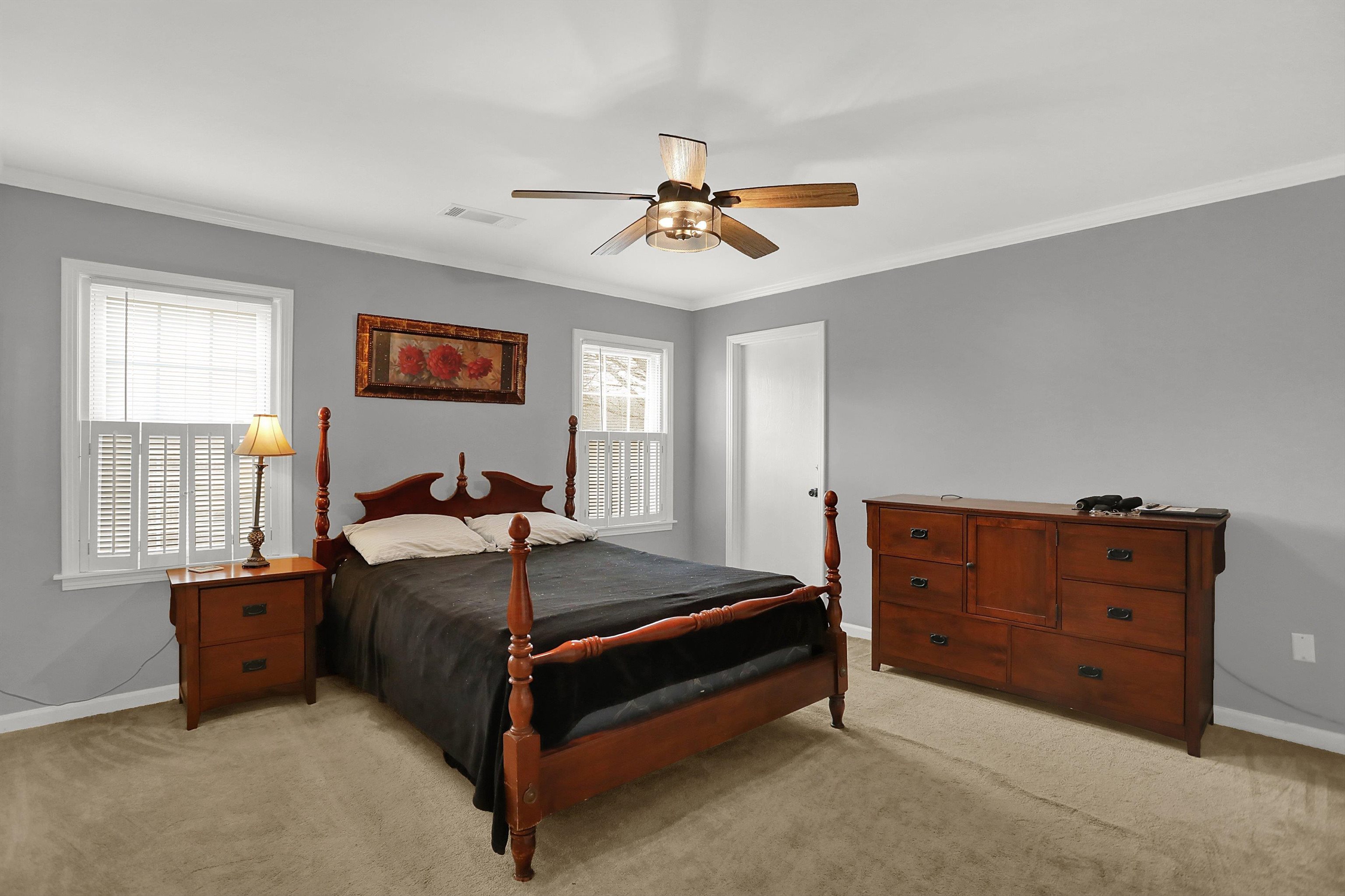 6971 FORDS STATION DR