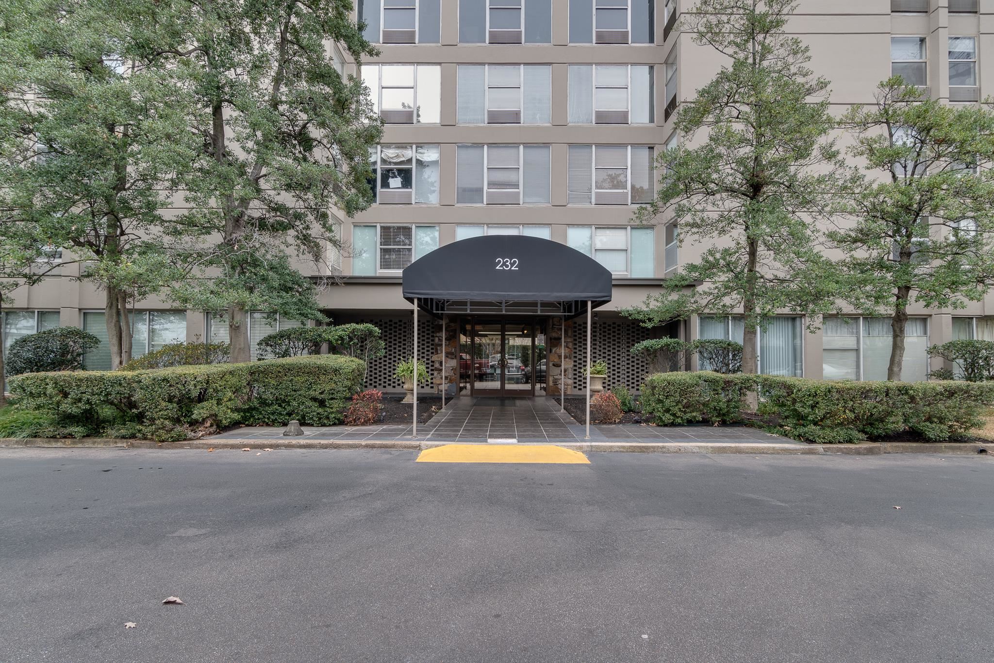 232 S HIGHLAND ST Unit: 908