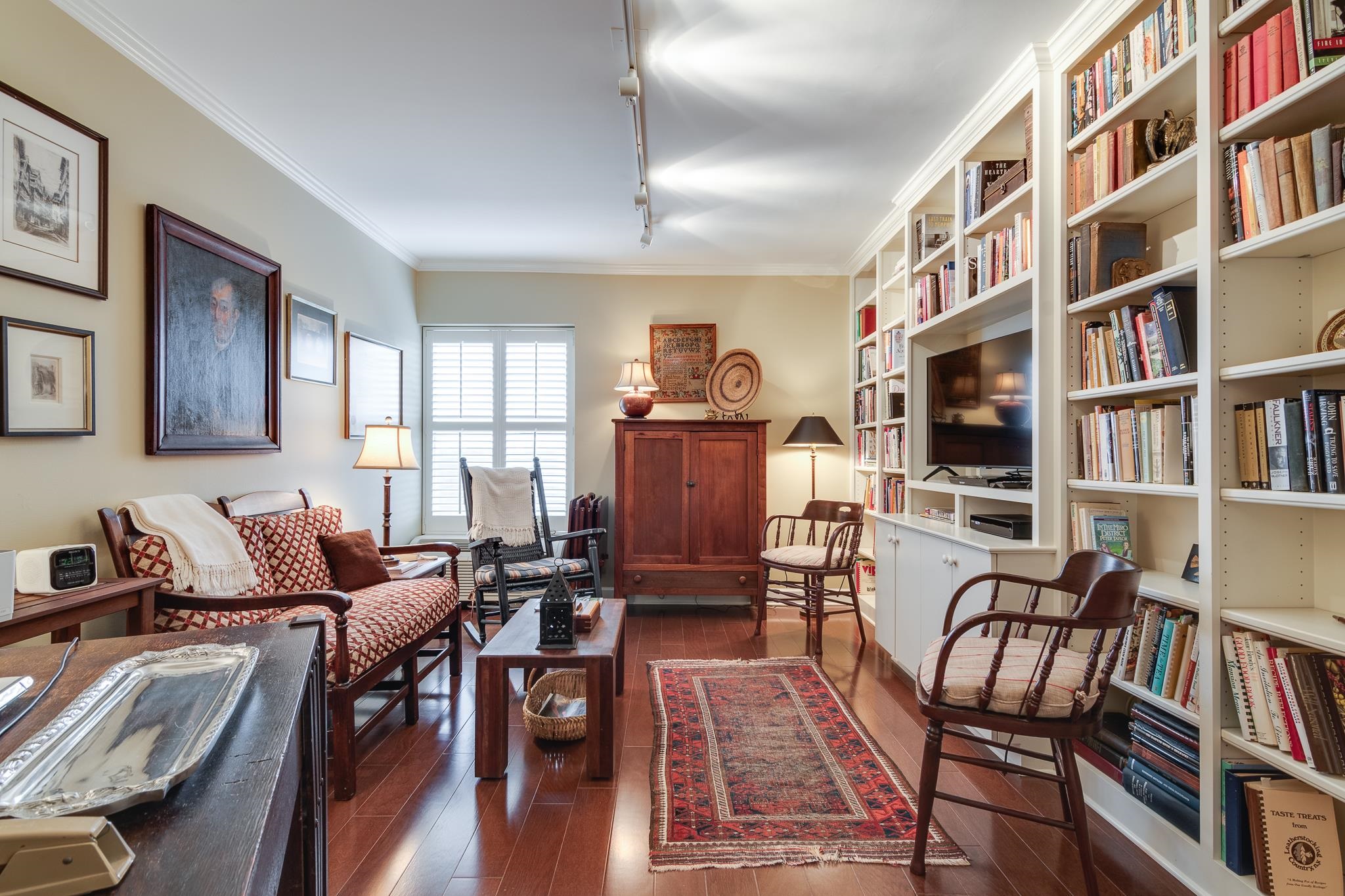 232 S HIGHLAND ST Unit: 908