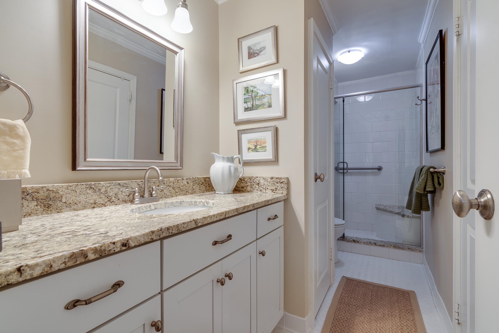 232 S HIGHLAND ST Unit: 908