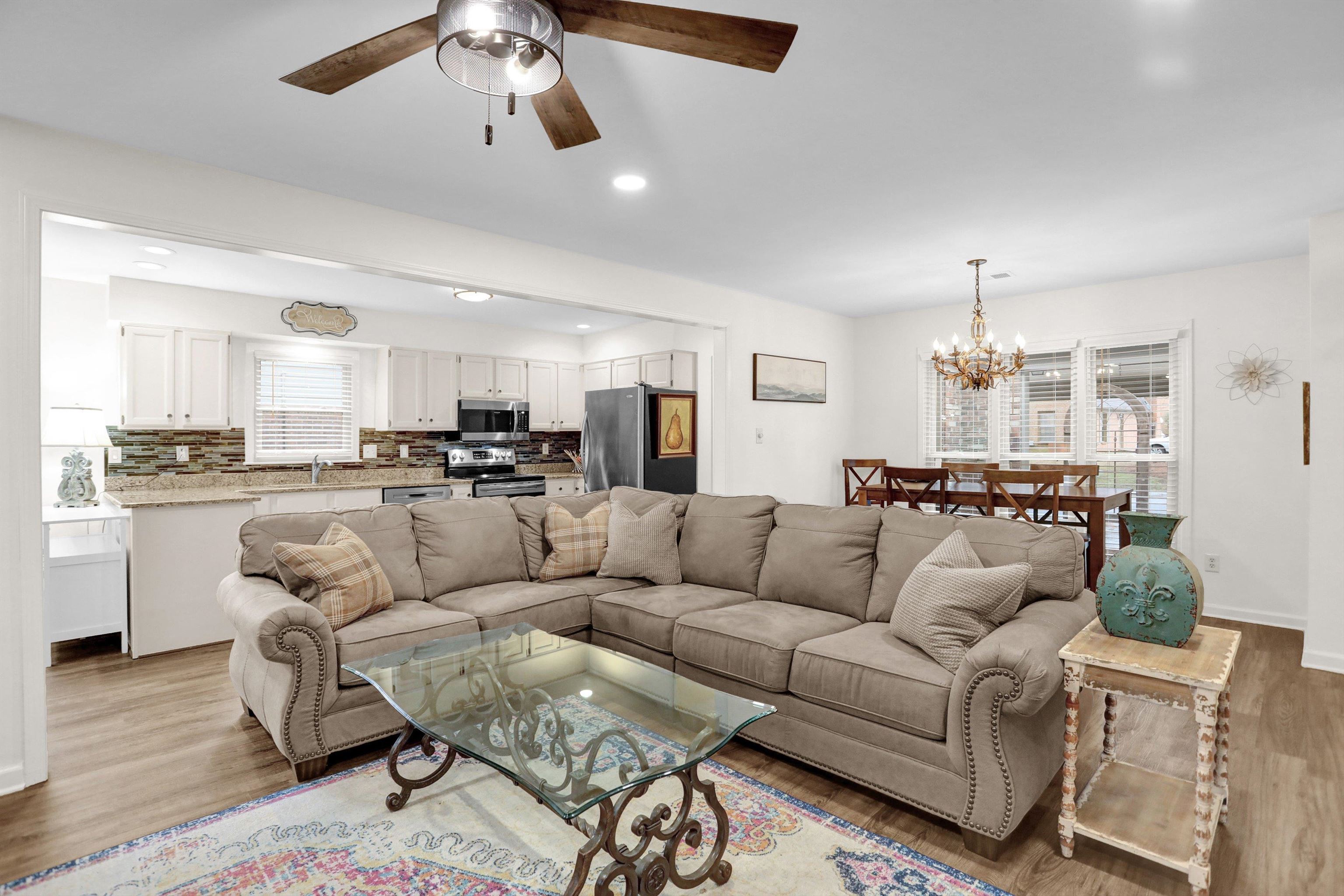 8560 W PARK TRAIL DR Unit: 8560