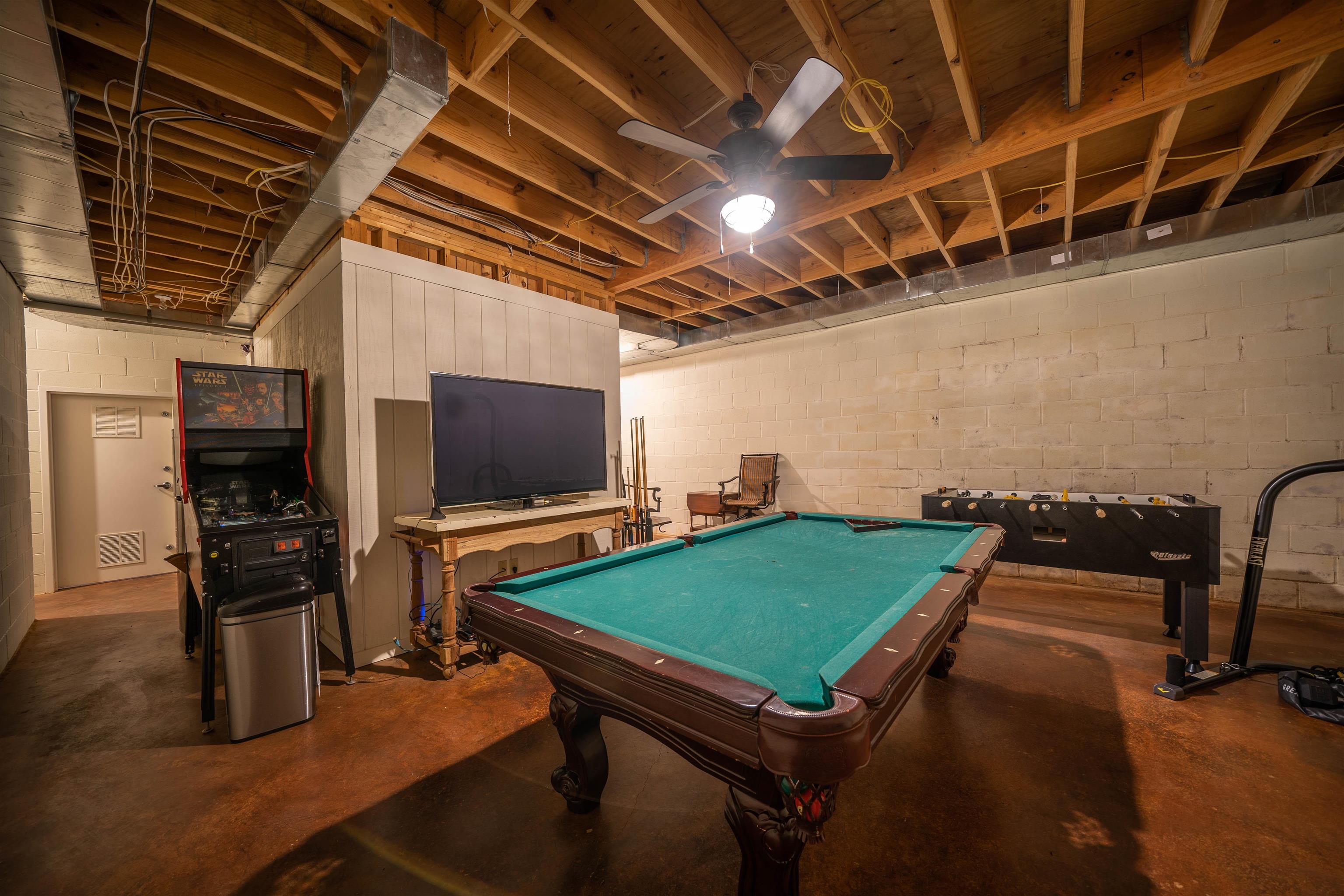 6175 JERNIGAN DR
