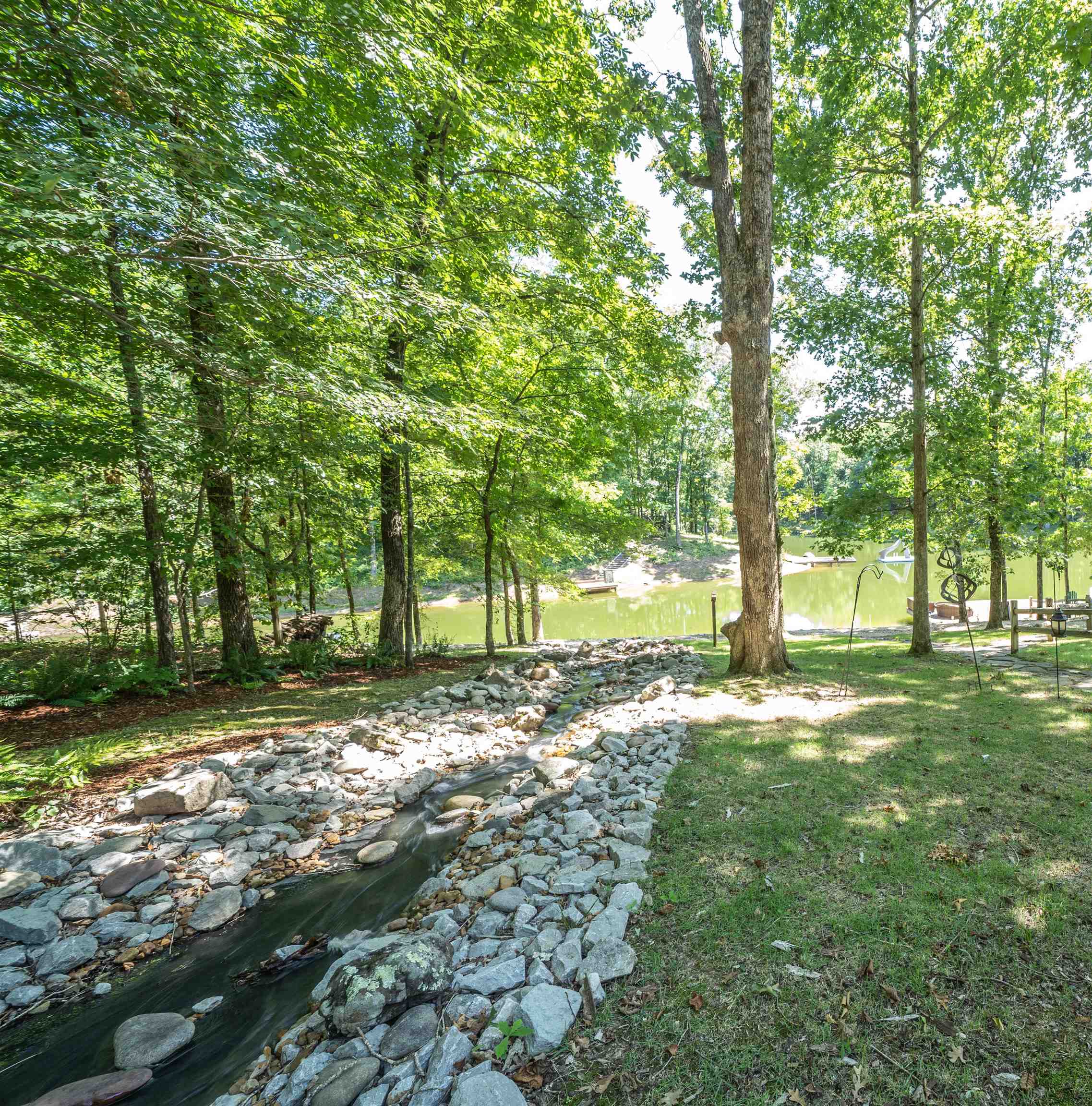 6175 JERNIGAN DR