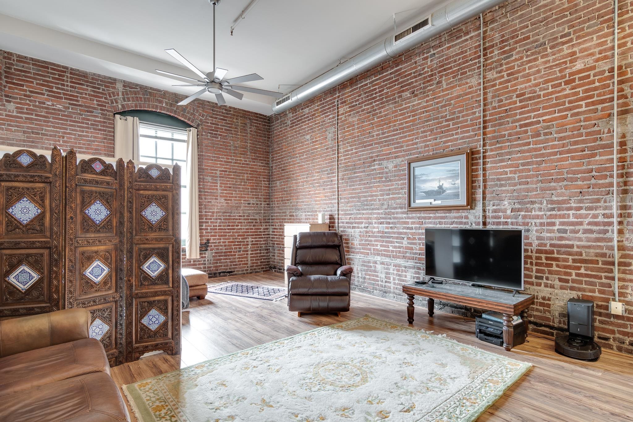 505 TENNESSEE ST Unit: 307