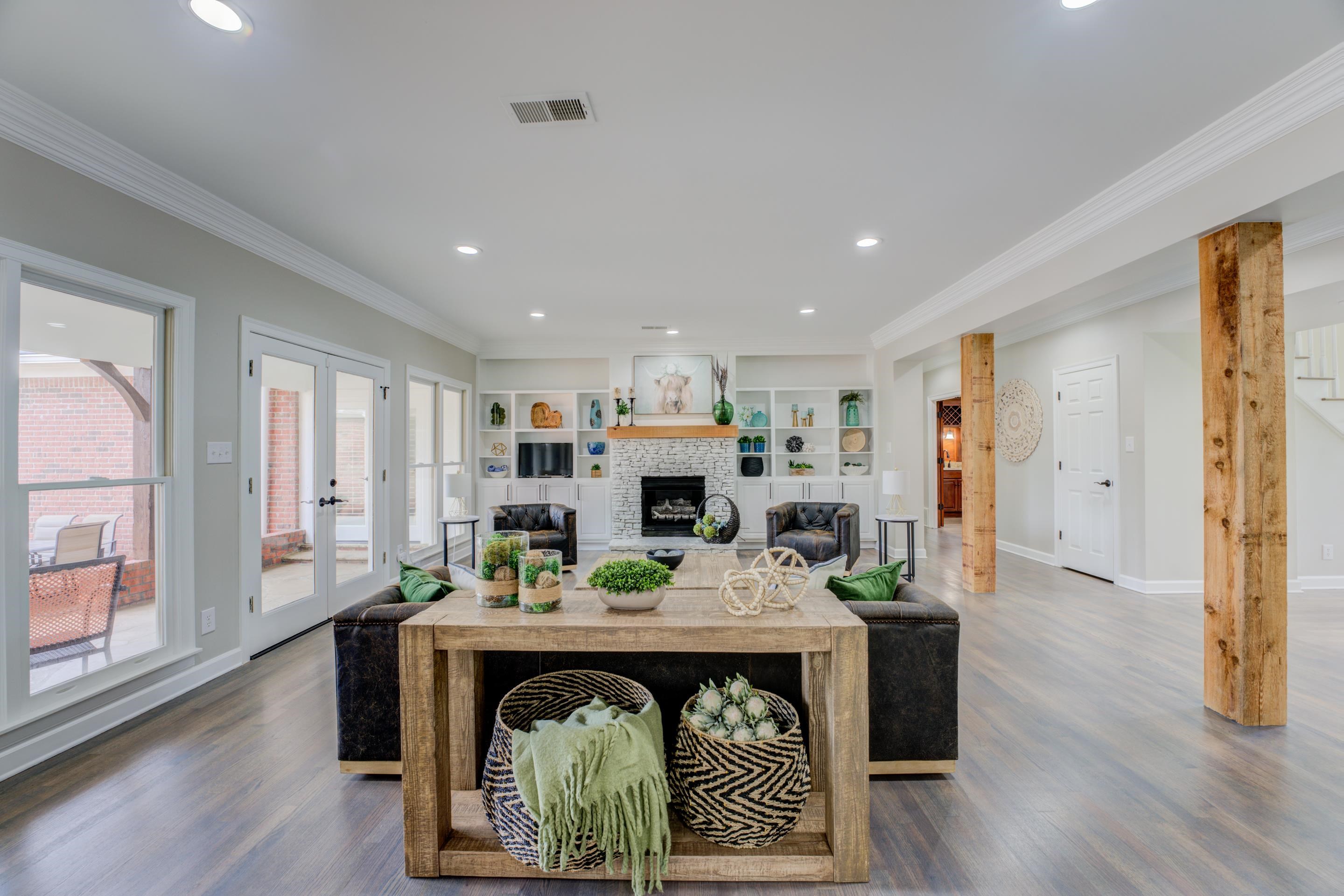 2165 LATTING HILLS CV