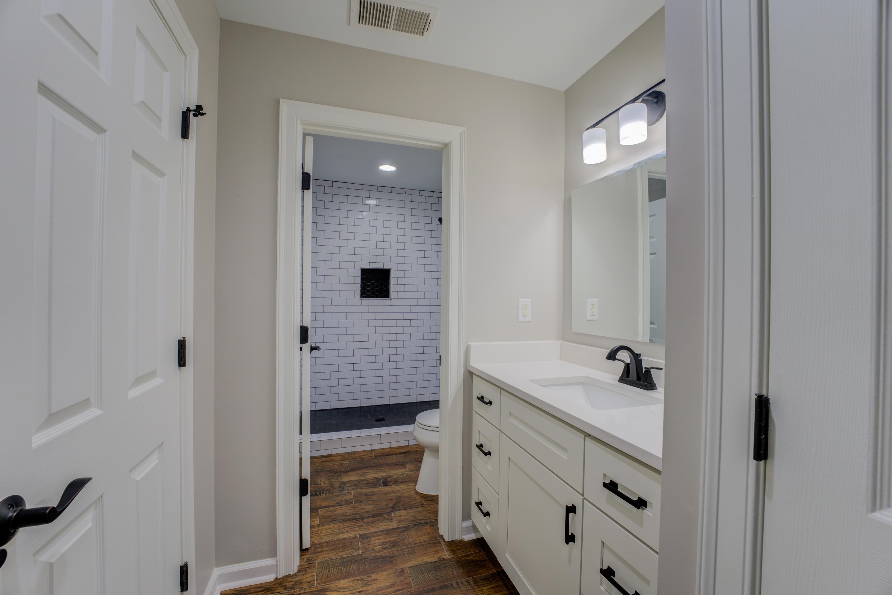 2165 LATTING HILLS CV