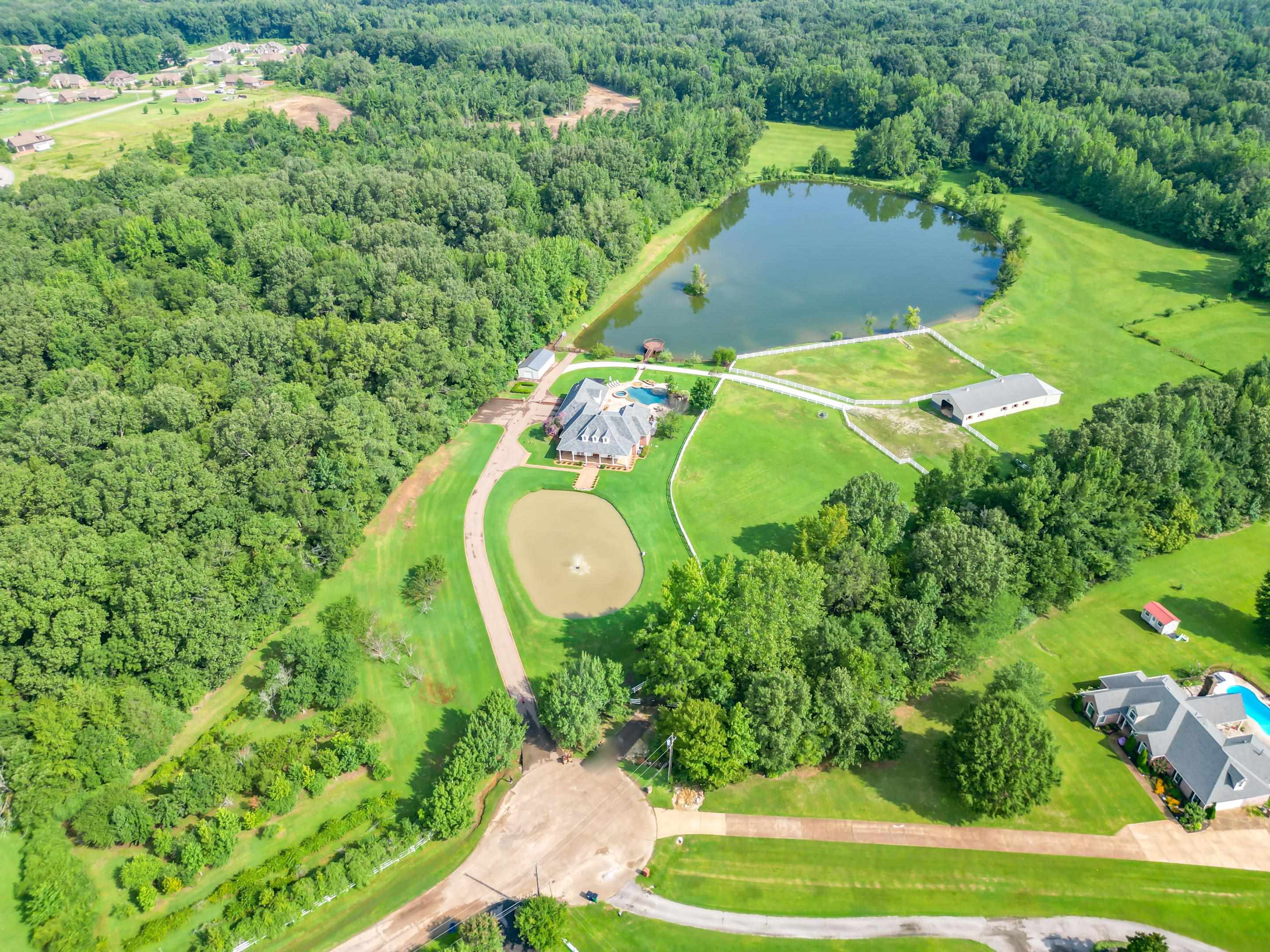 2165 LATTING HILLS CV