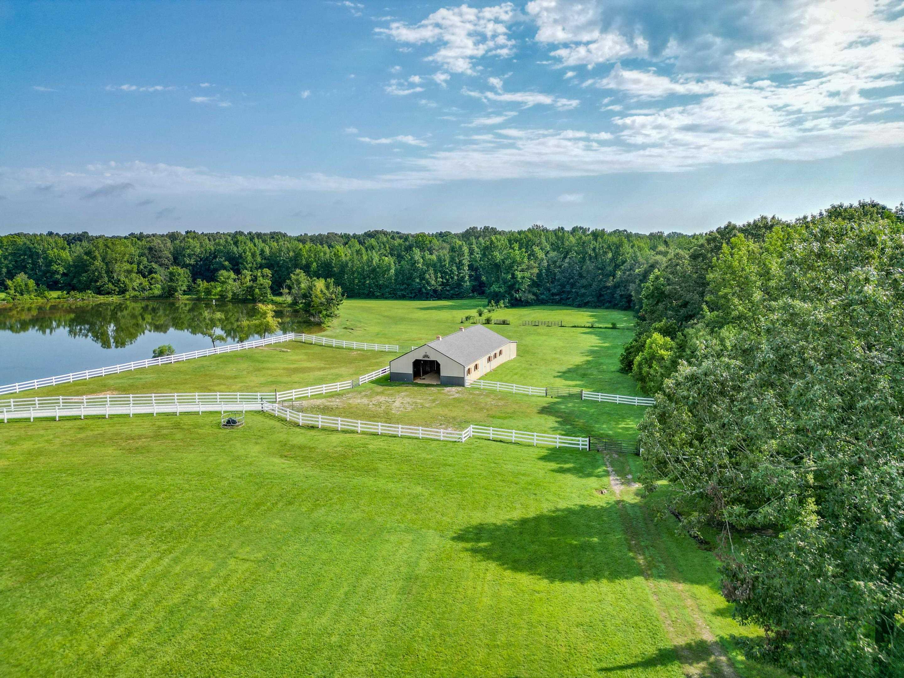 2165 LATTING HILLS CV