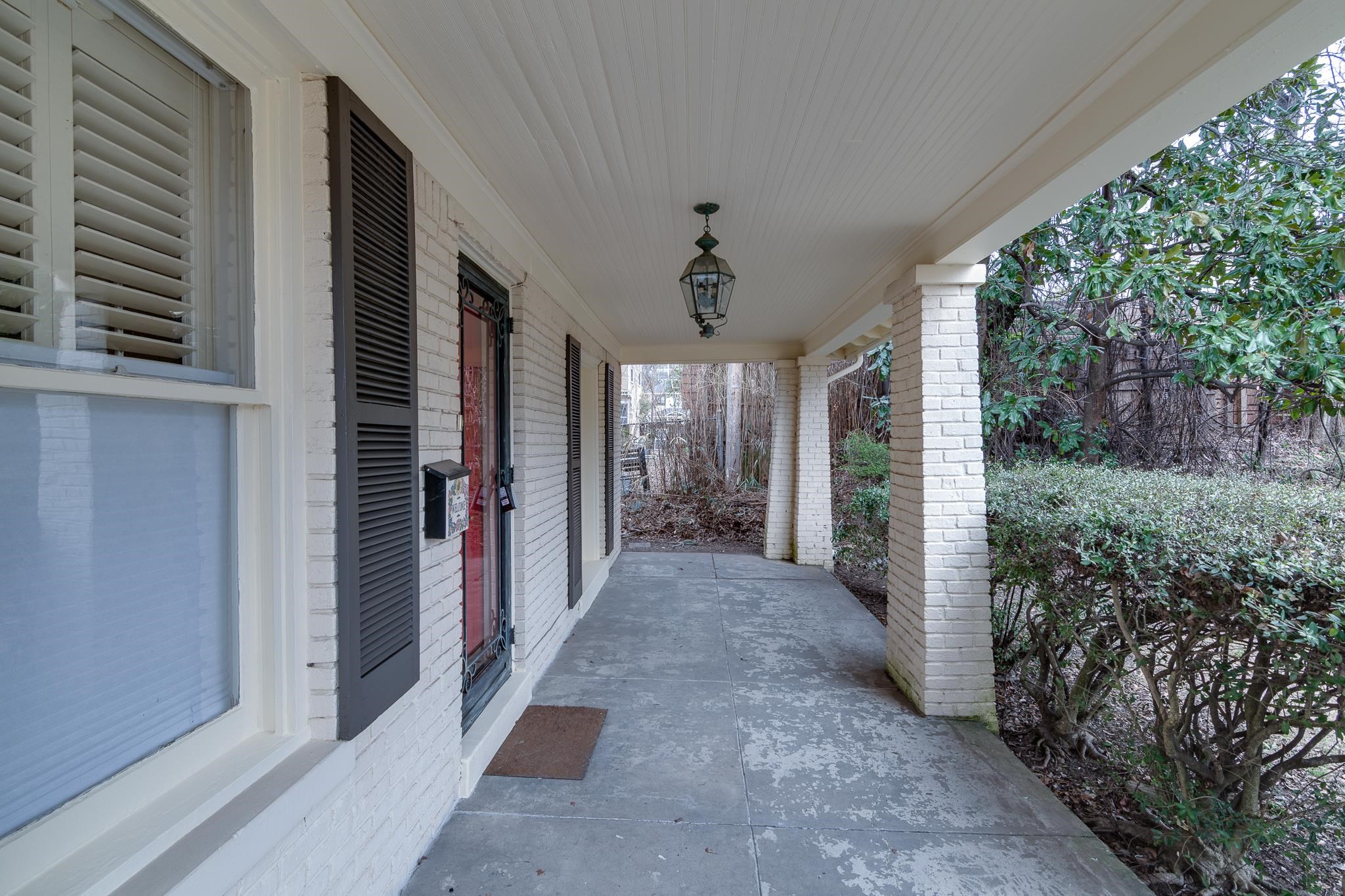 1766 EASTMORELAND AVE