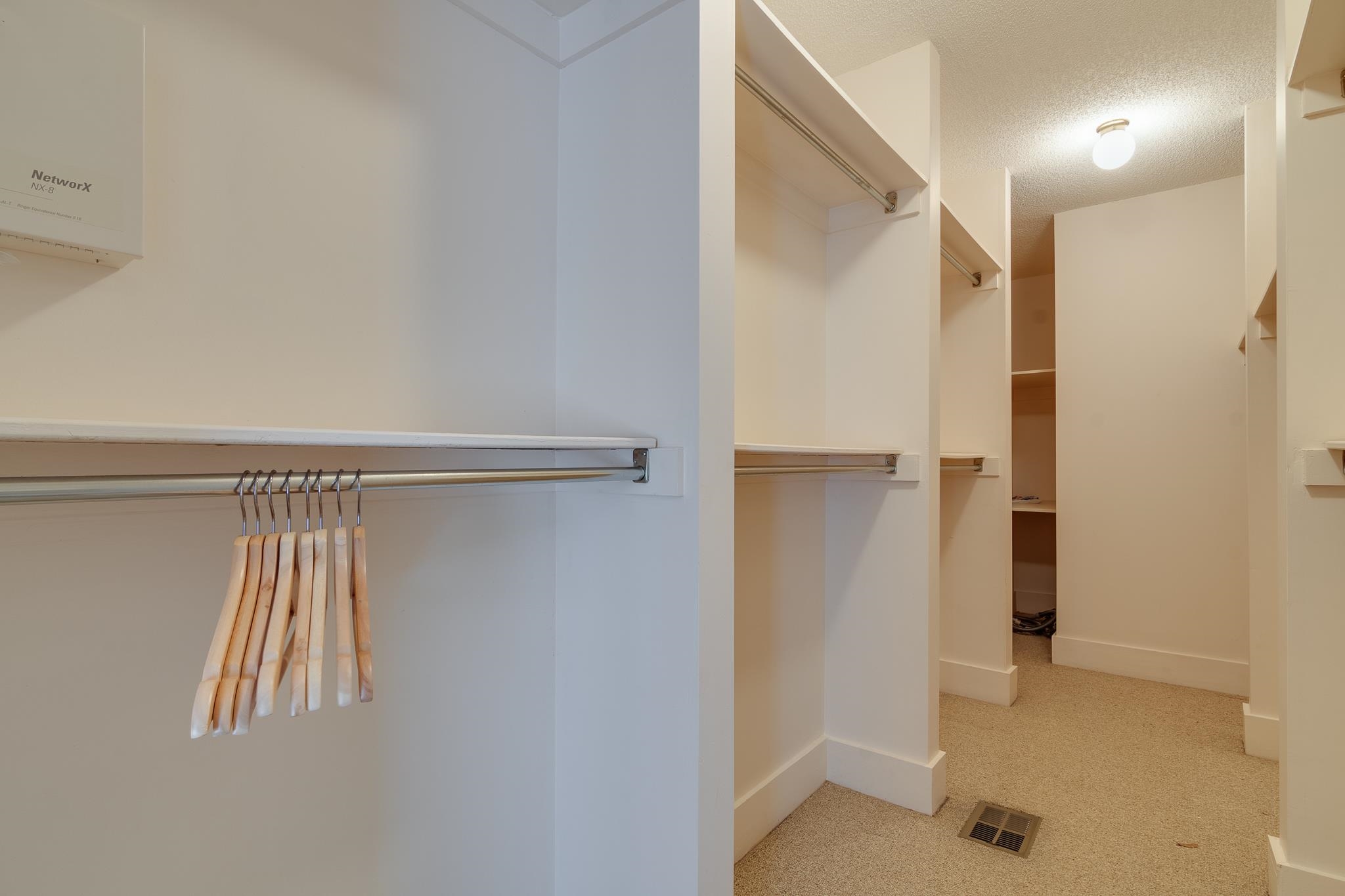 1766 EASTMORELAND AVE