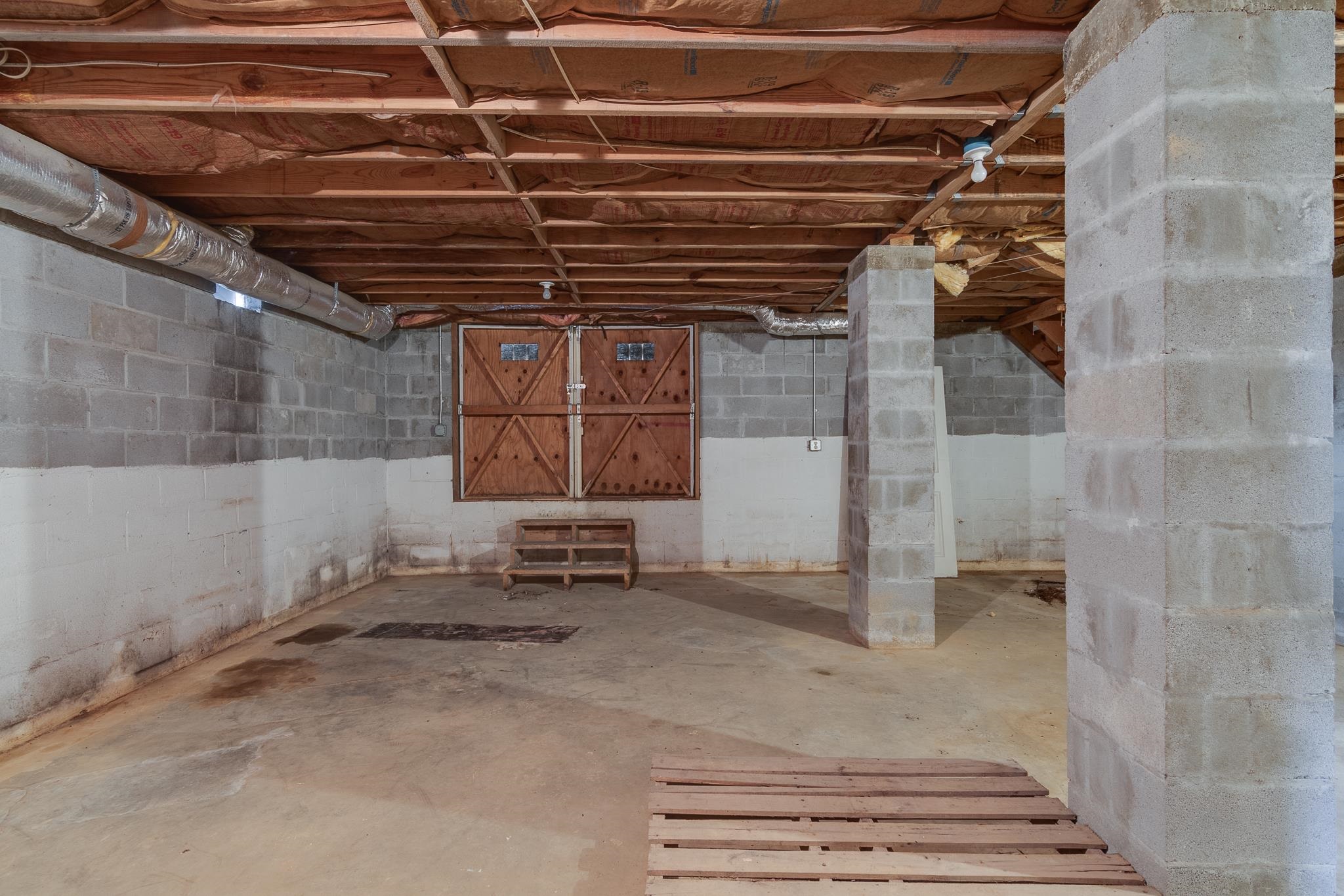 1766 EASTMORELAND AVE