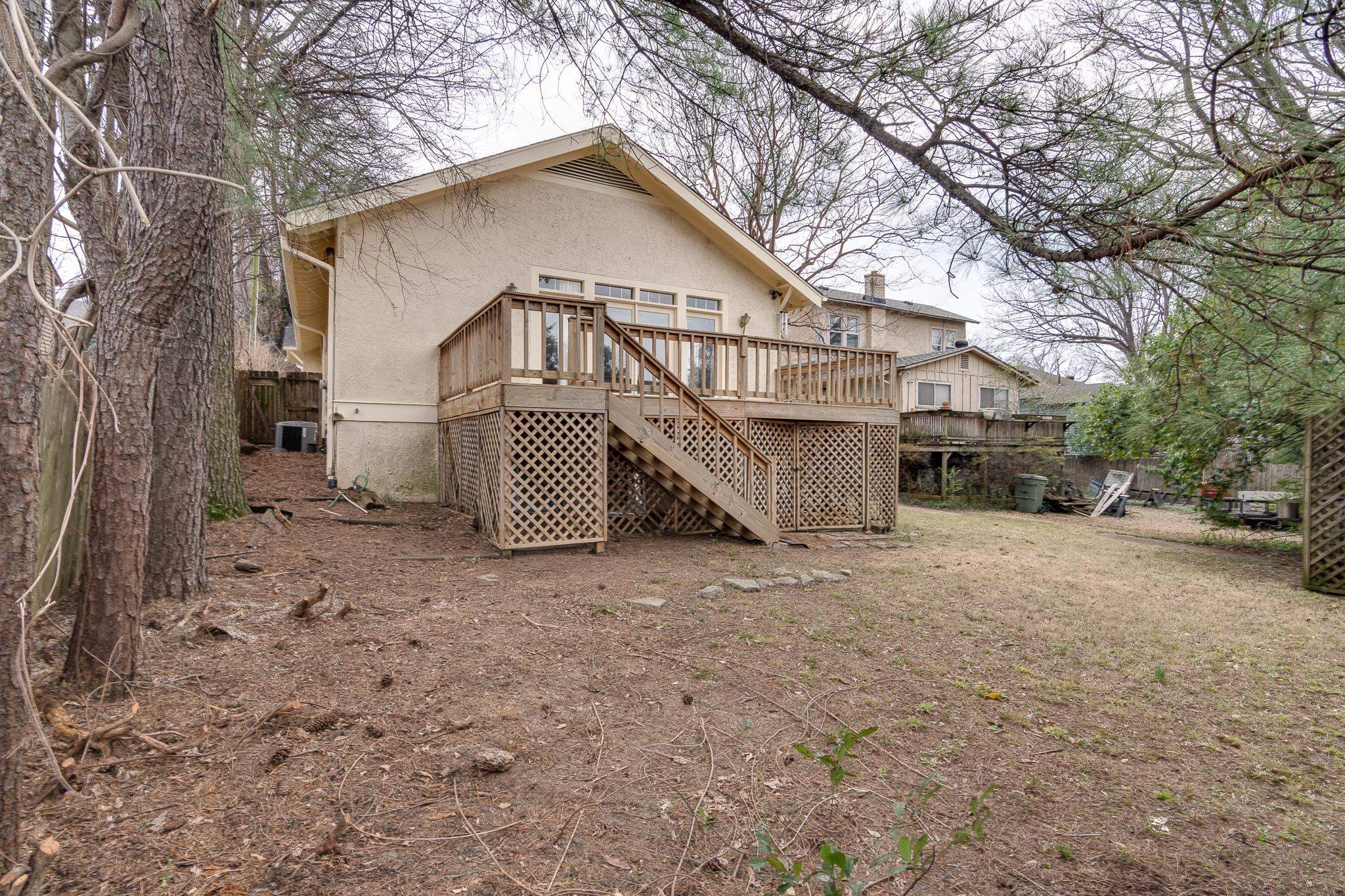 1766 EASTMORELAND AVE