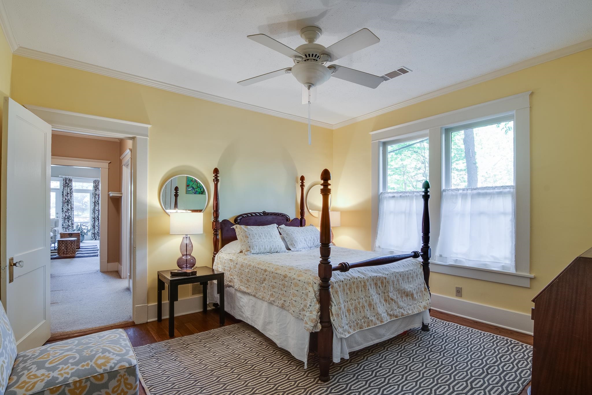 1766 EASTMORELAND AVE