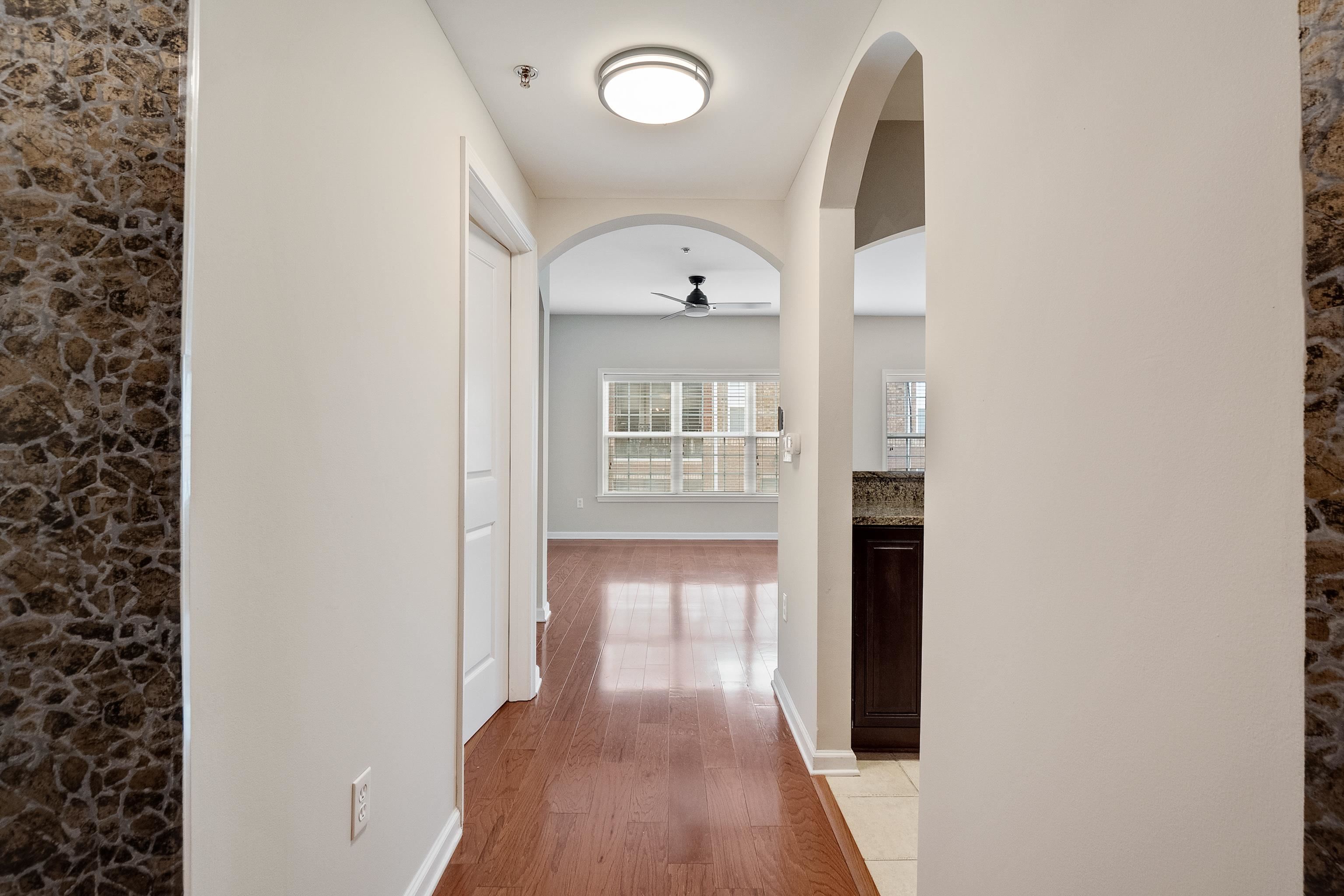 665 TENNESSEE ST Unit: 305