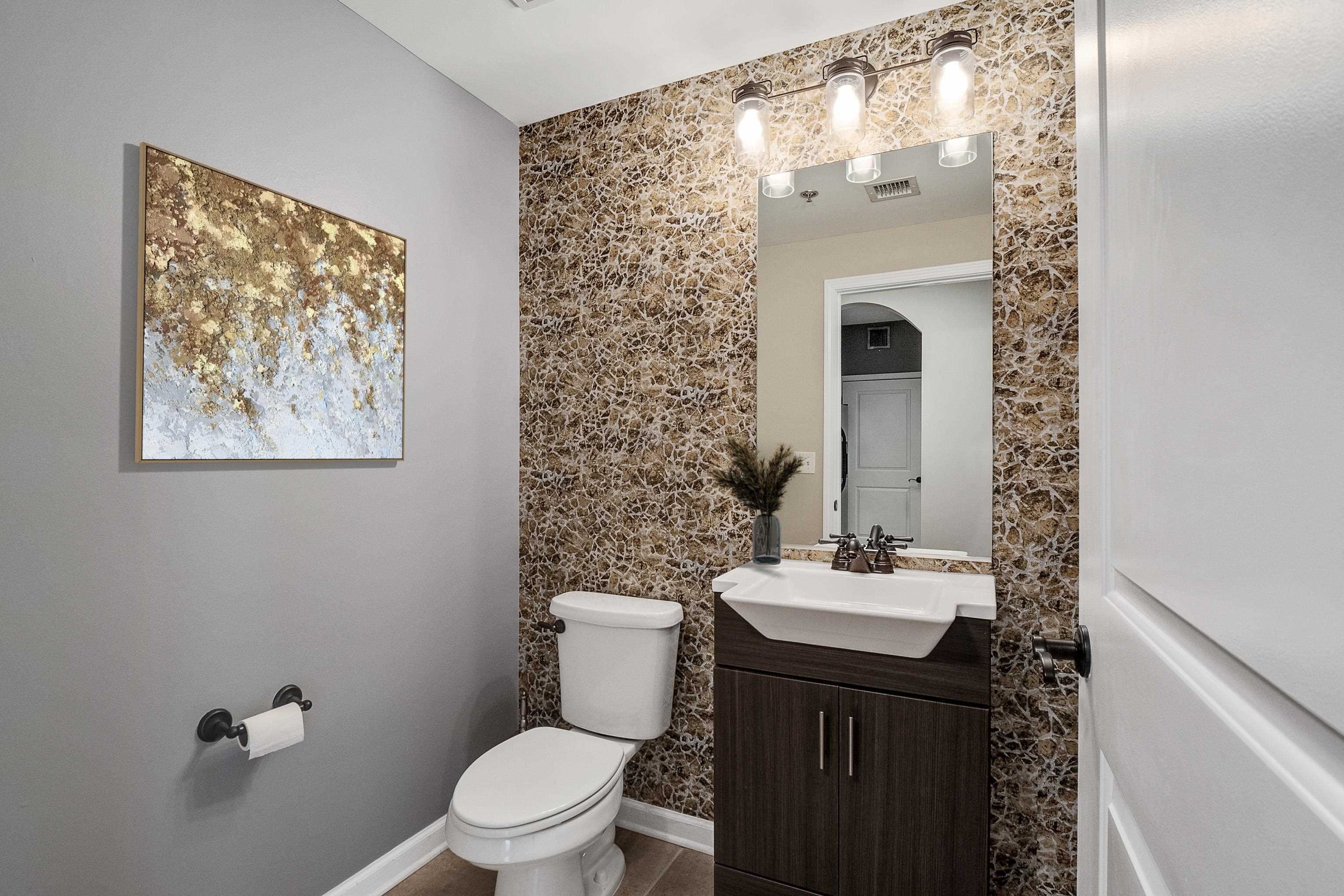 665 TENNESSEE ST Unit: 305