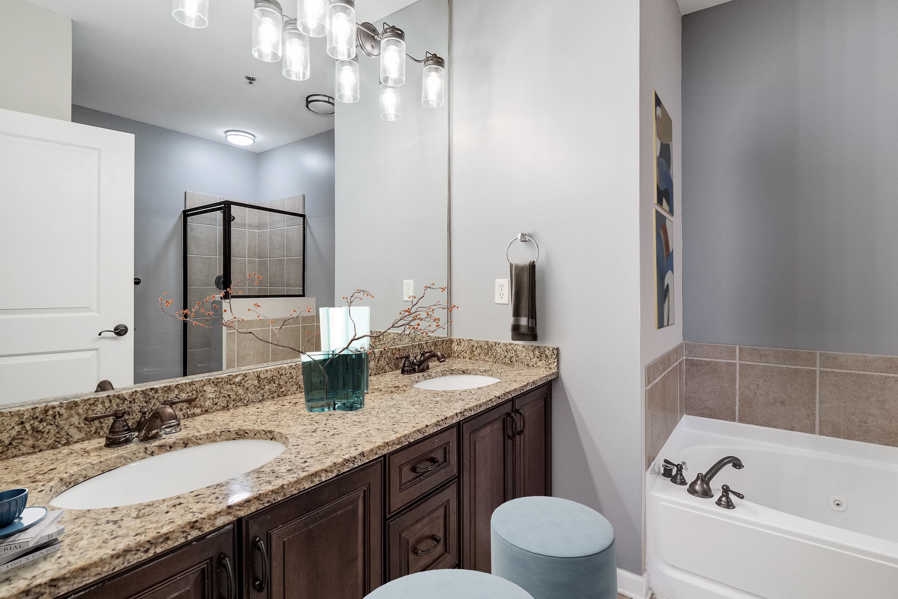 665 TENNESSEE ST Unit: 305