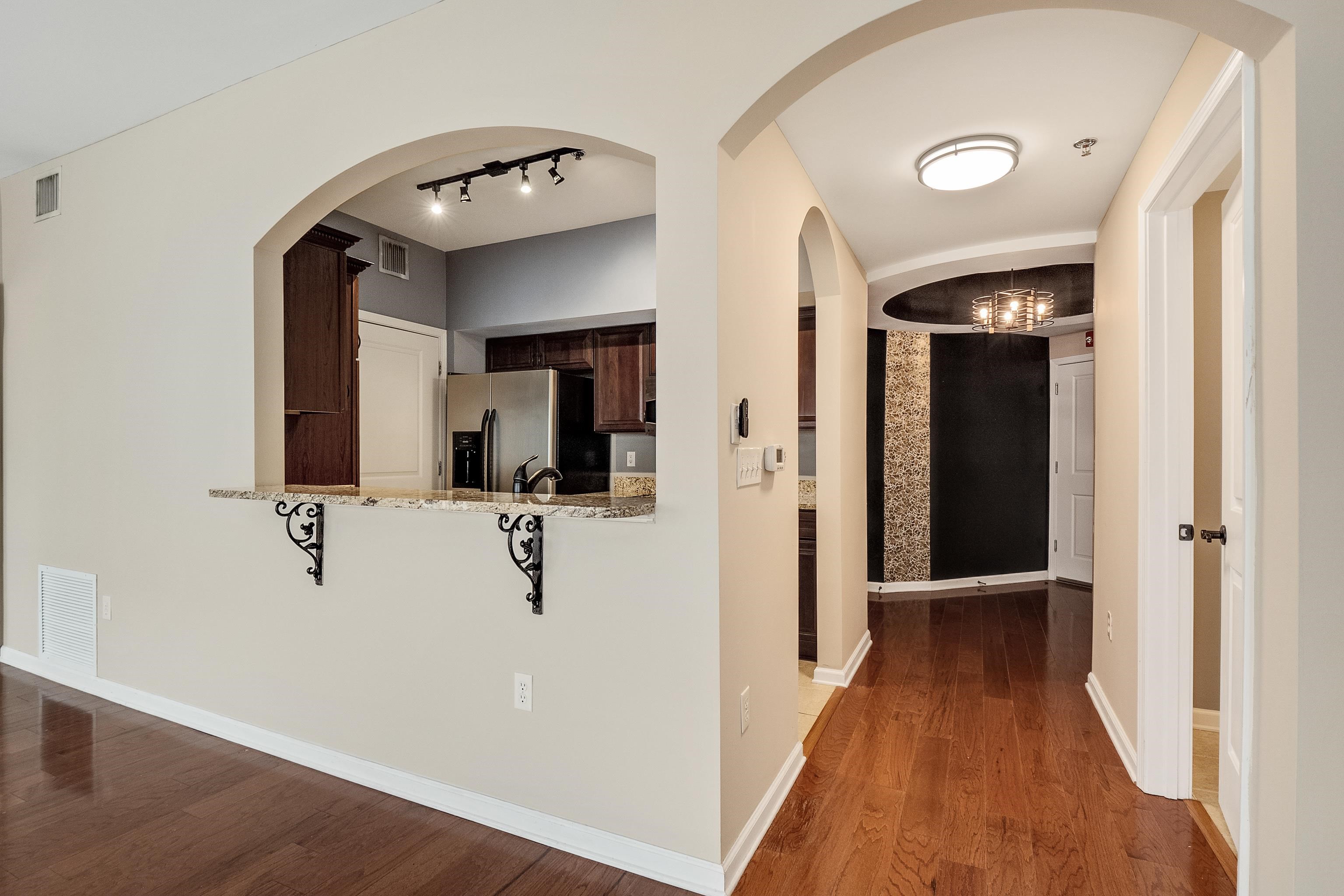 665 TENNESSEE ST Unit: 305