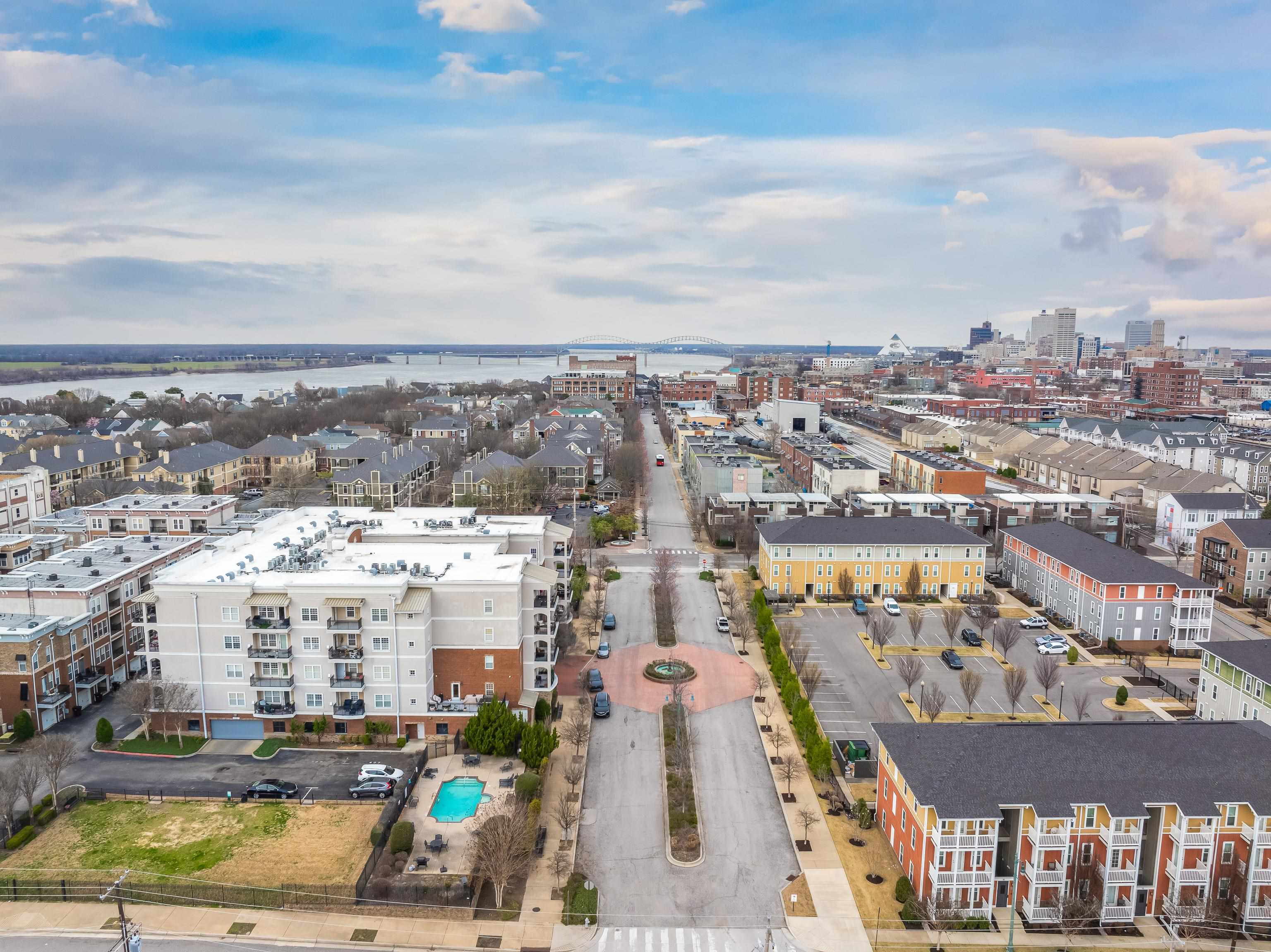 665 TENNESSEE ST Unit: 305