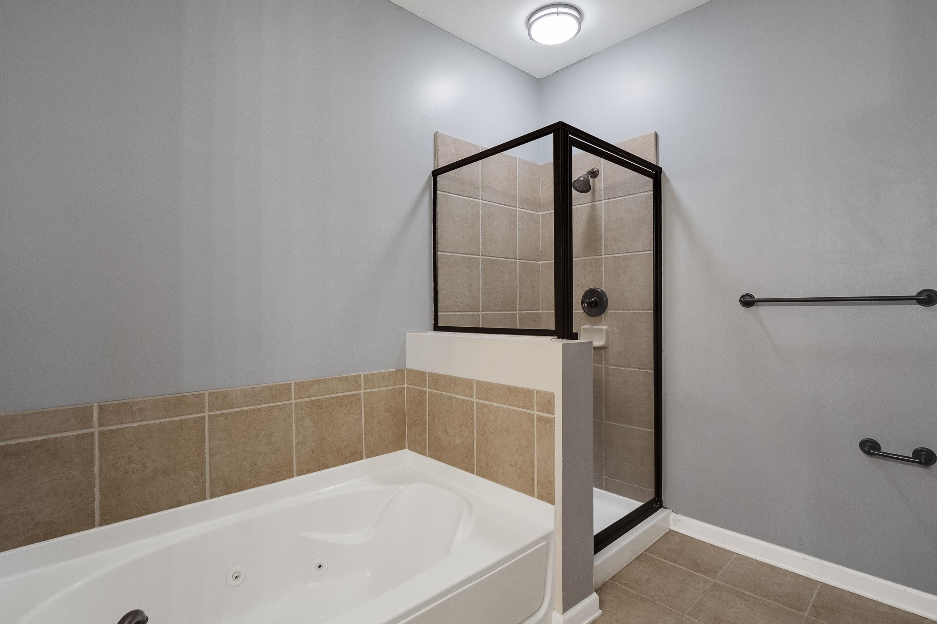 665 TENNESSEE ST Unit: 305